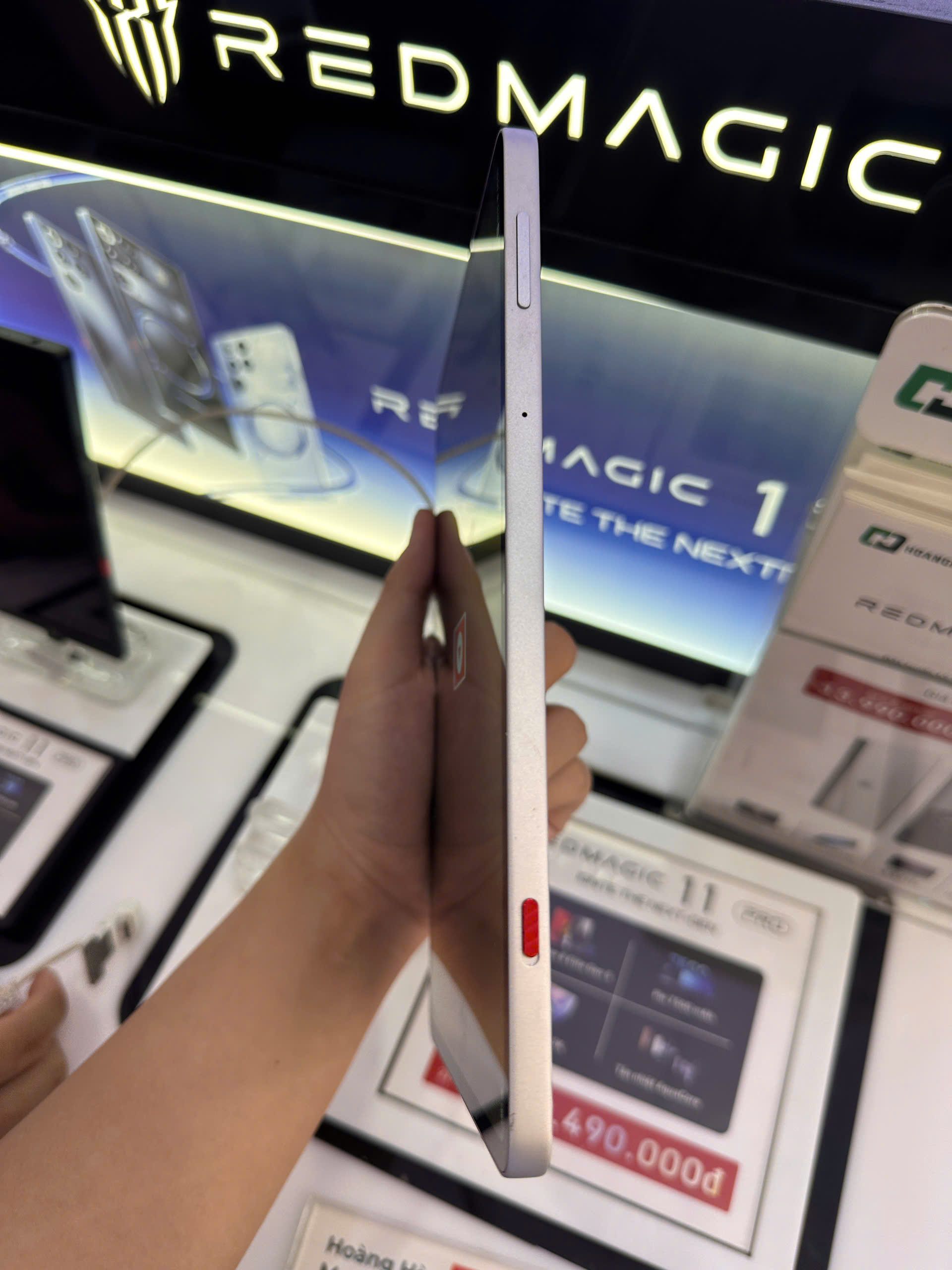 Máy tính bảng REDMAGIC Astra Gaming 12GB/256GB Chính Hãng Cũ