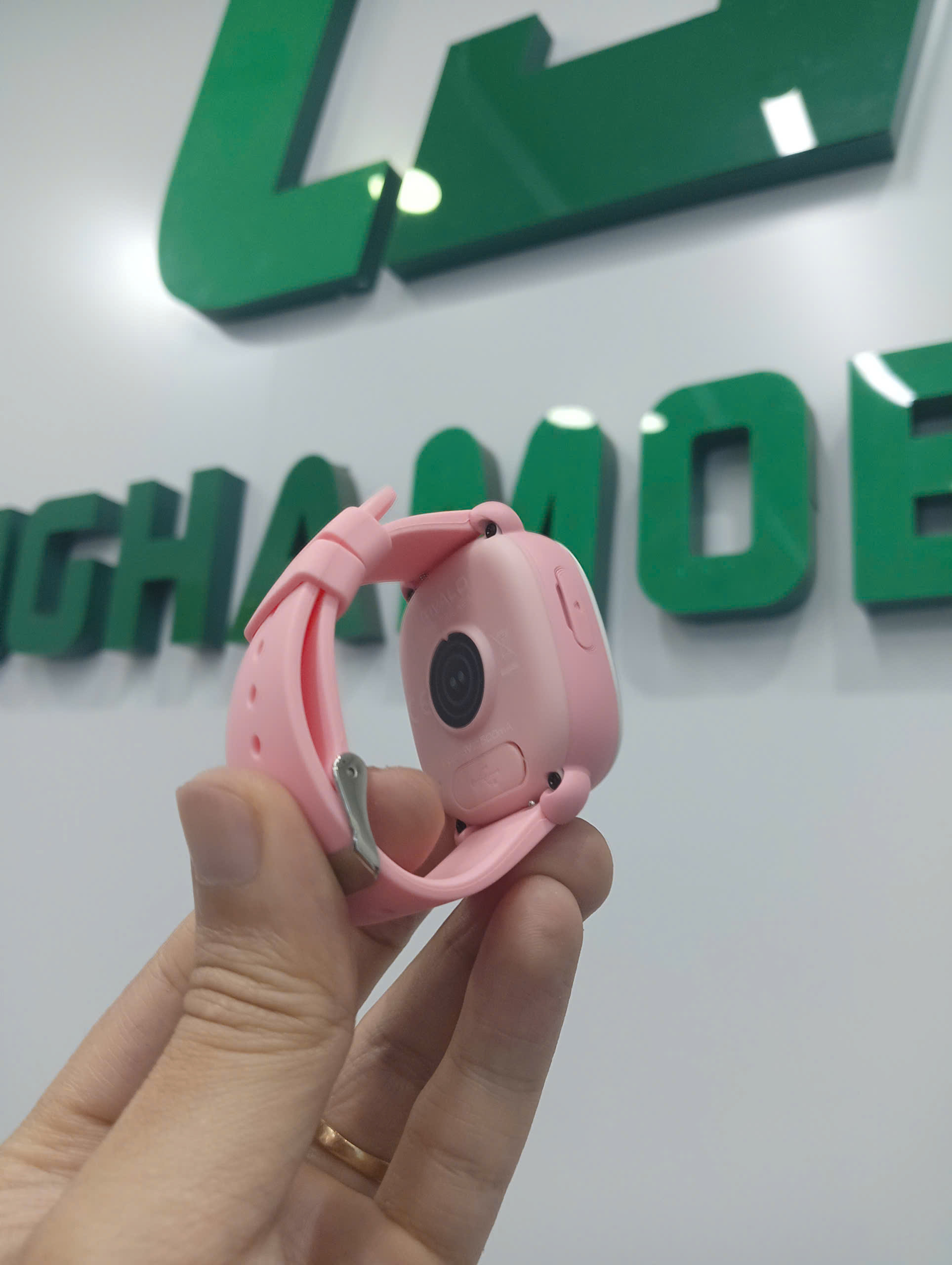 Đồng hồ thông minh đeo tay trẻ em myALO Kidsphone K64, màu hồng