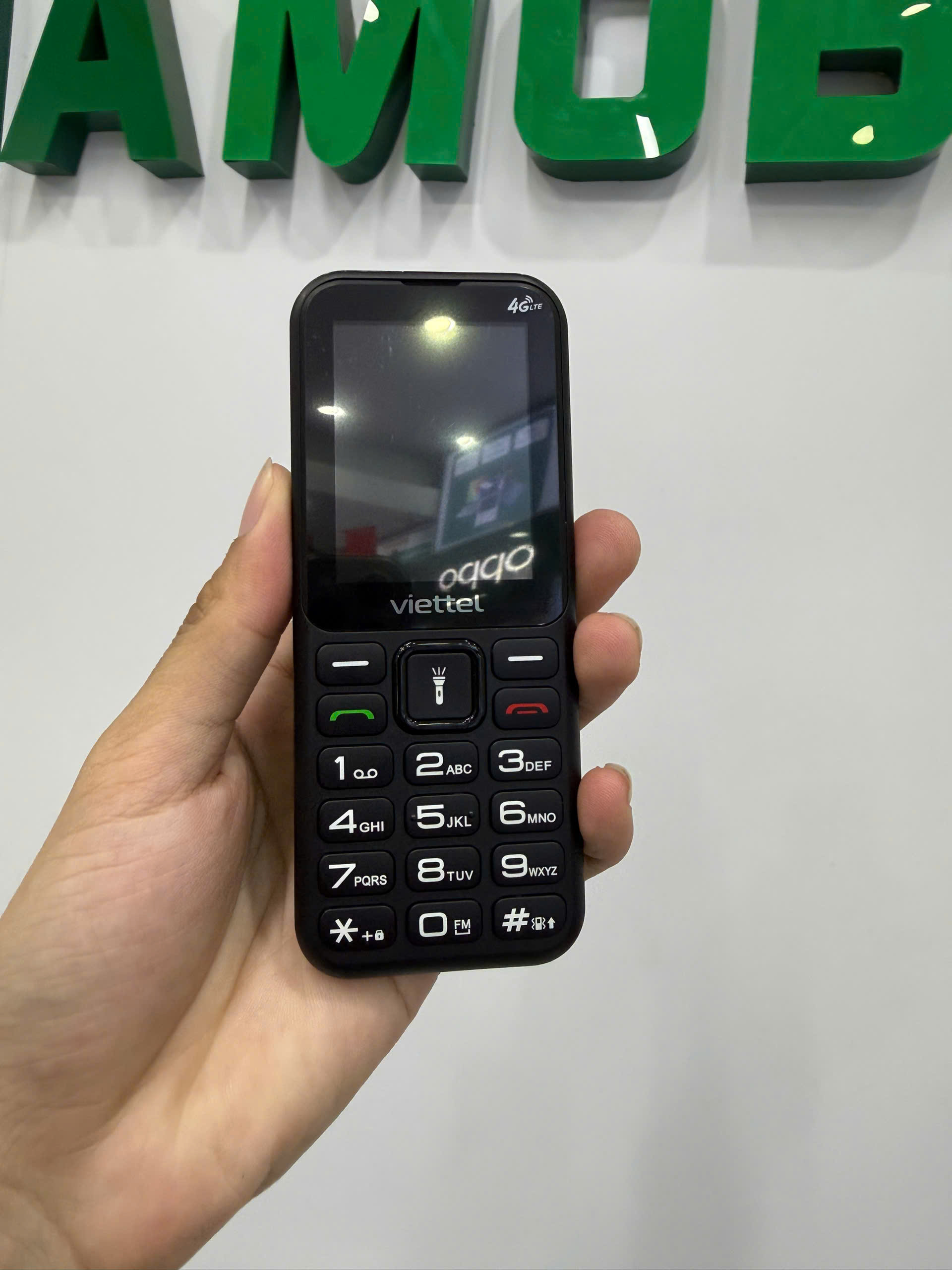 Điện thoại di động Sumo 4G T2 đen (Black)_T2BLK 