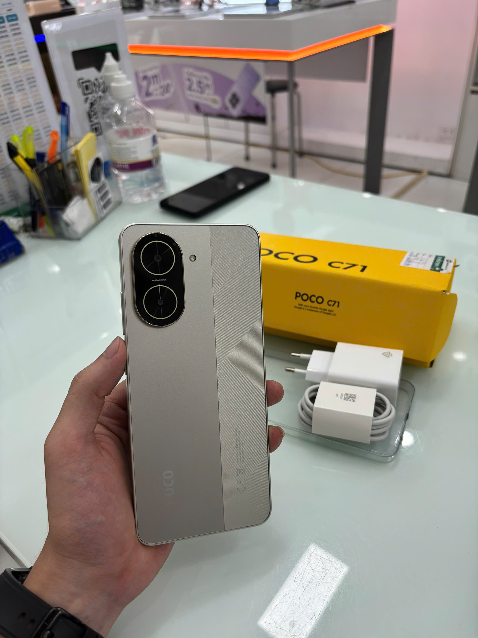 ĐIỆN THOẠI DI ĐỘNG (TEL) POCO C71