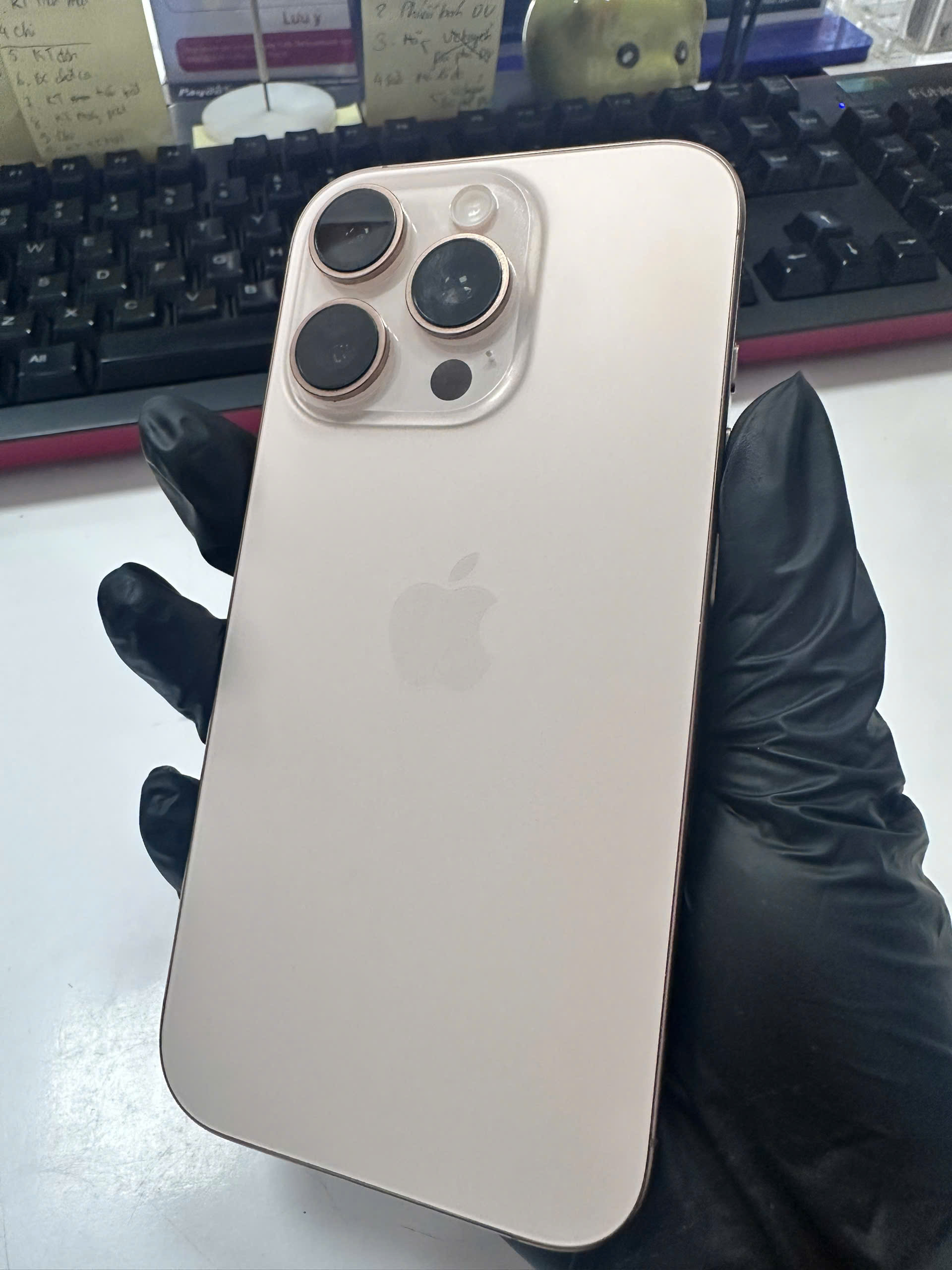 ĐTDĐ Apple iPhone 16 Pro 128GB Desert Titanium_MYNF3VN/A - MYNF3VN