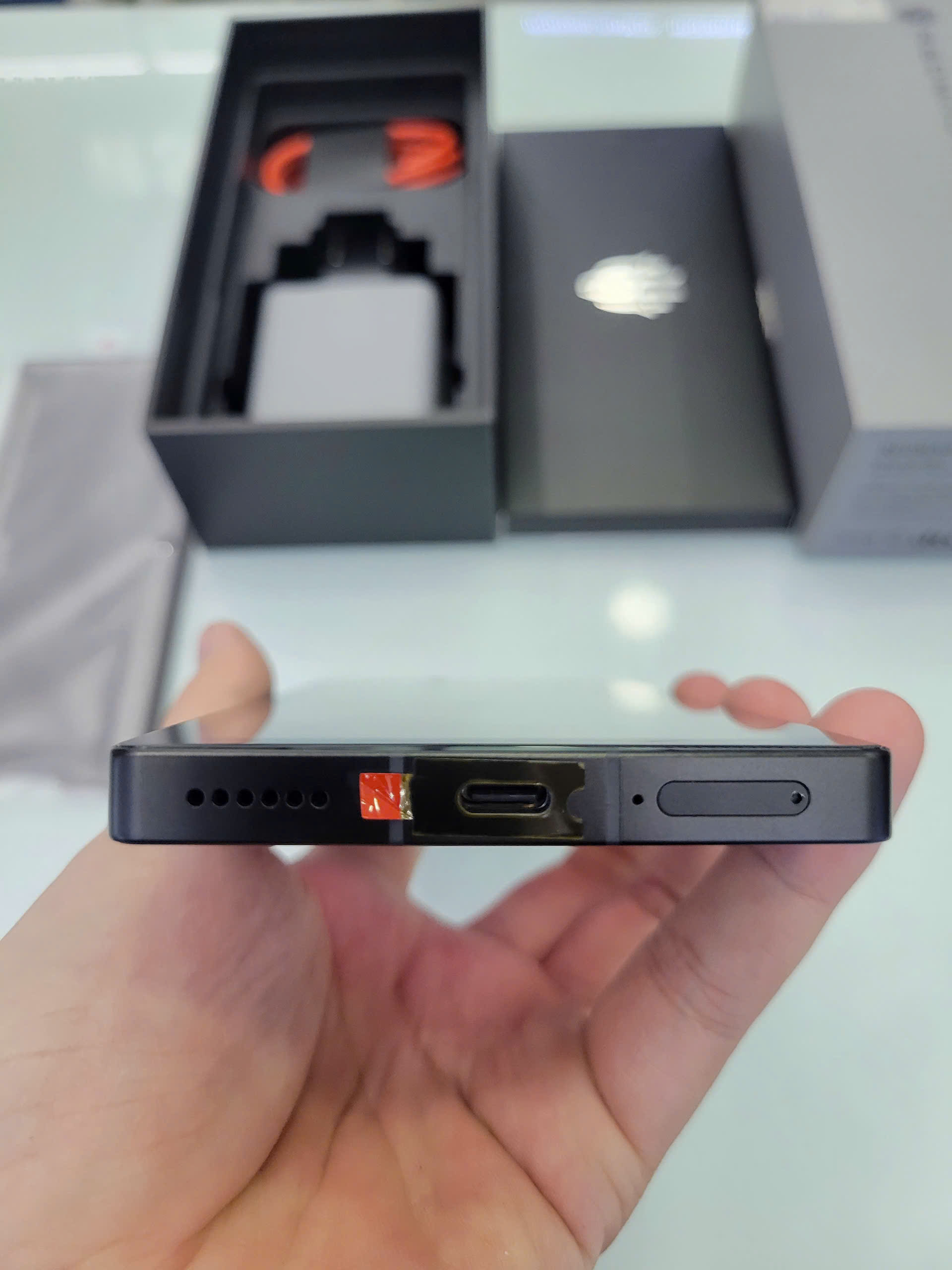 REDMAGIC 10 Pro 16GB/512GB Bản Quốc Tế Chính Hãng Cũ