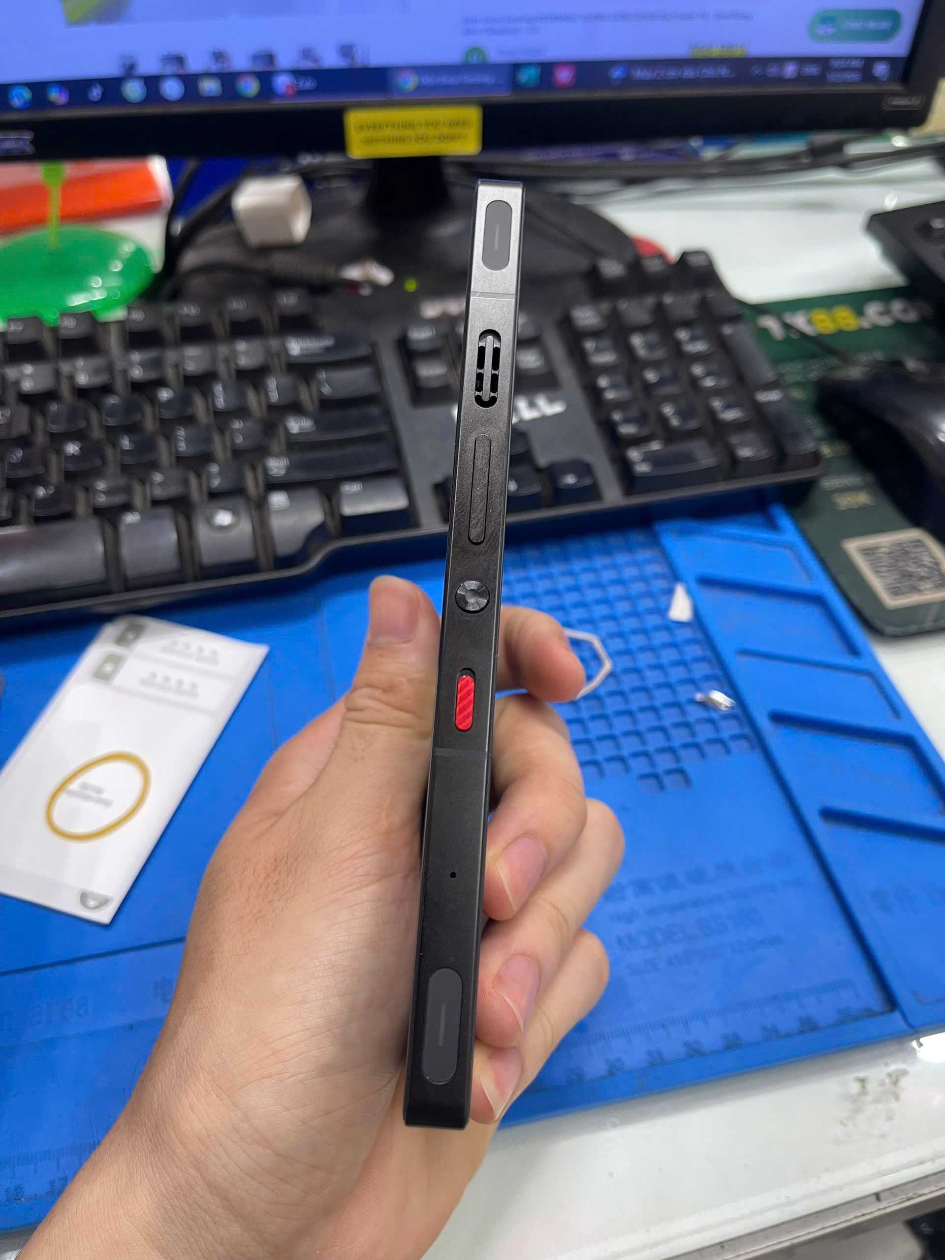 Điện thoại Gaming REDMAGIC 10 PRO 12GB/256GB Bản Quốc Tế - Đen Bóng Đêm (Shadow) - NX789J12S - 865095071421634 - NX789JS