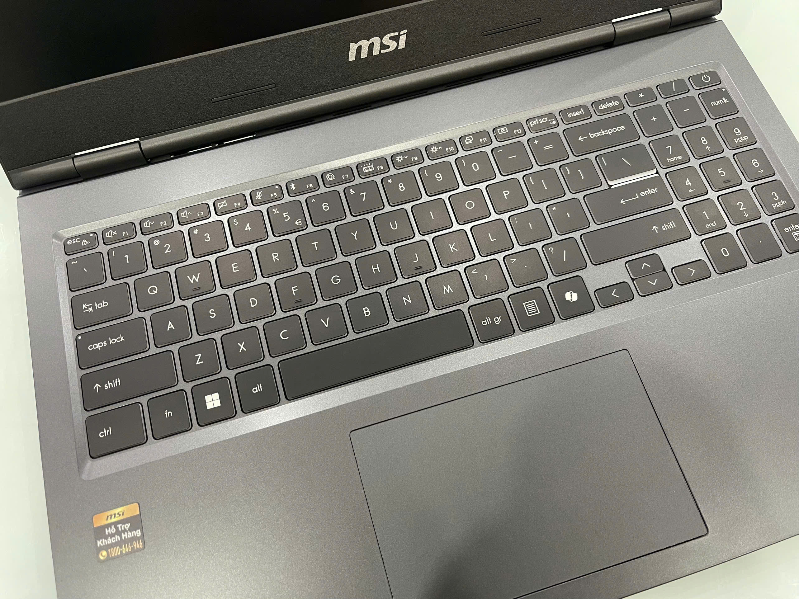 Laptop MSI Venture A15 AI A2HMG-003VN TBH