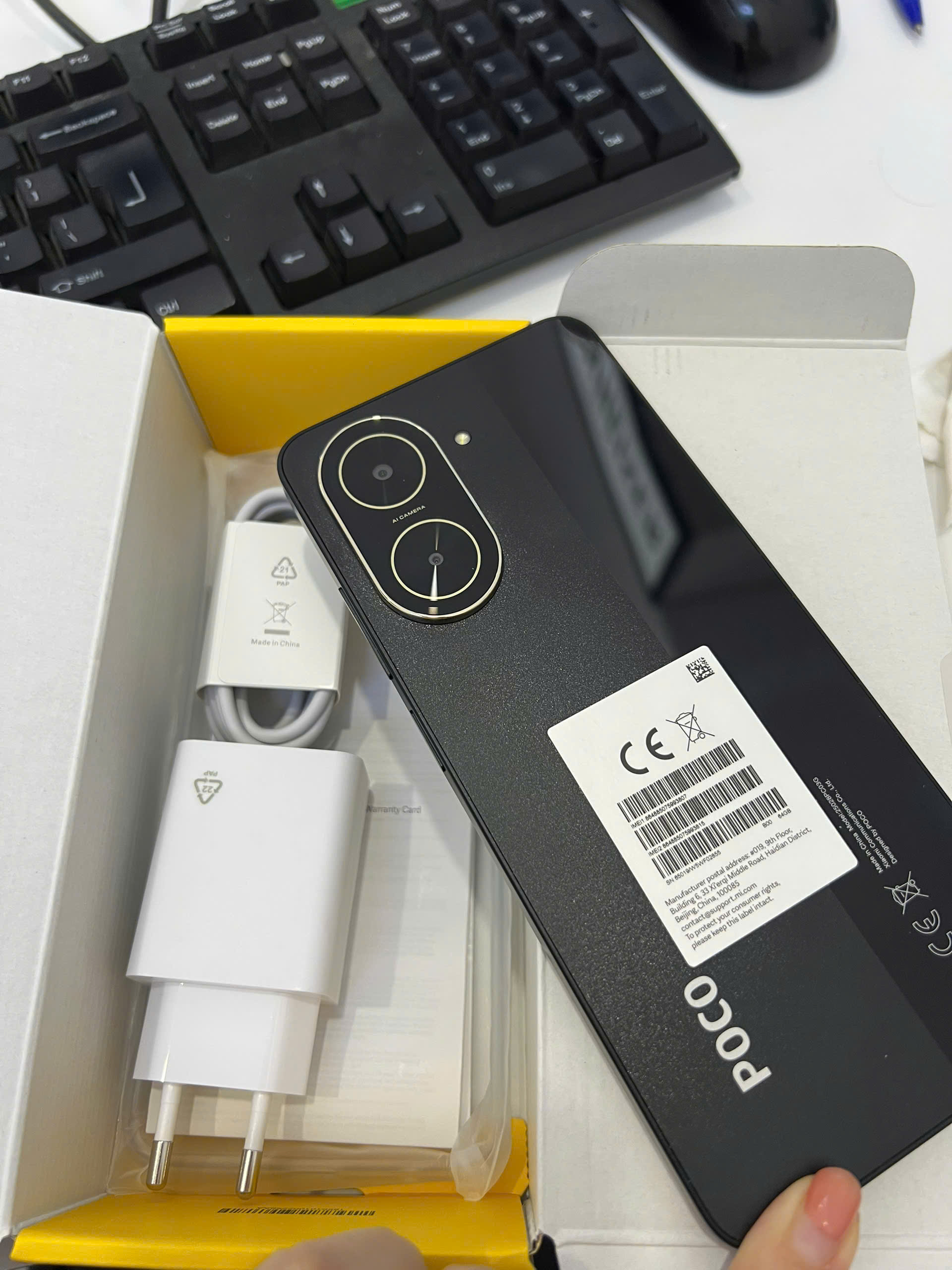 ĐIỆN THOẠI DI ĐỘNG (TEL) POCO C71 6.88"/Unisoc T7250/3G/64G/32MP+QVGA/8MP/5200mAh (25028PC03G)/BLACK (6932554429928) - 864885074