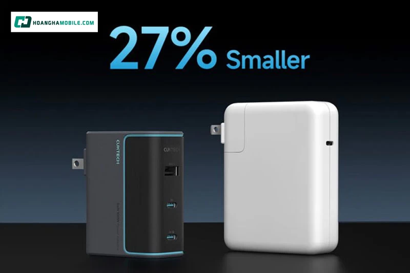 2 cổng USB-C và 1 cổng USB-A sạc cùng lúc nhiều thiết bị. 2 cổng USB-C và 1 cổng USB-A sạc cùng lúc nhiều thiết bị.