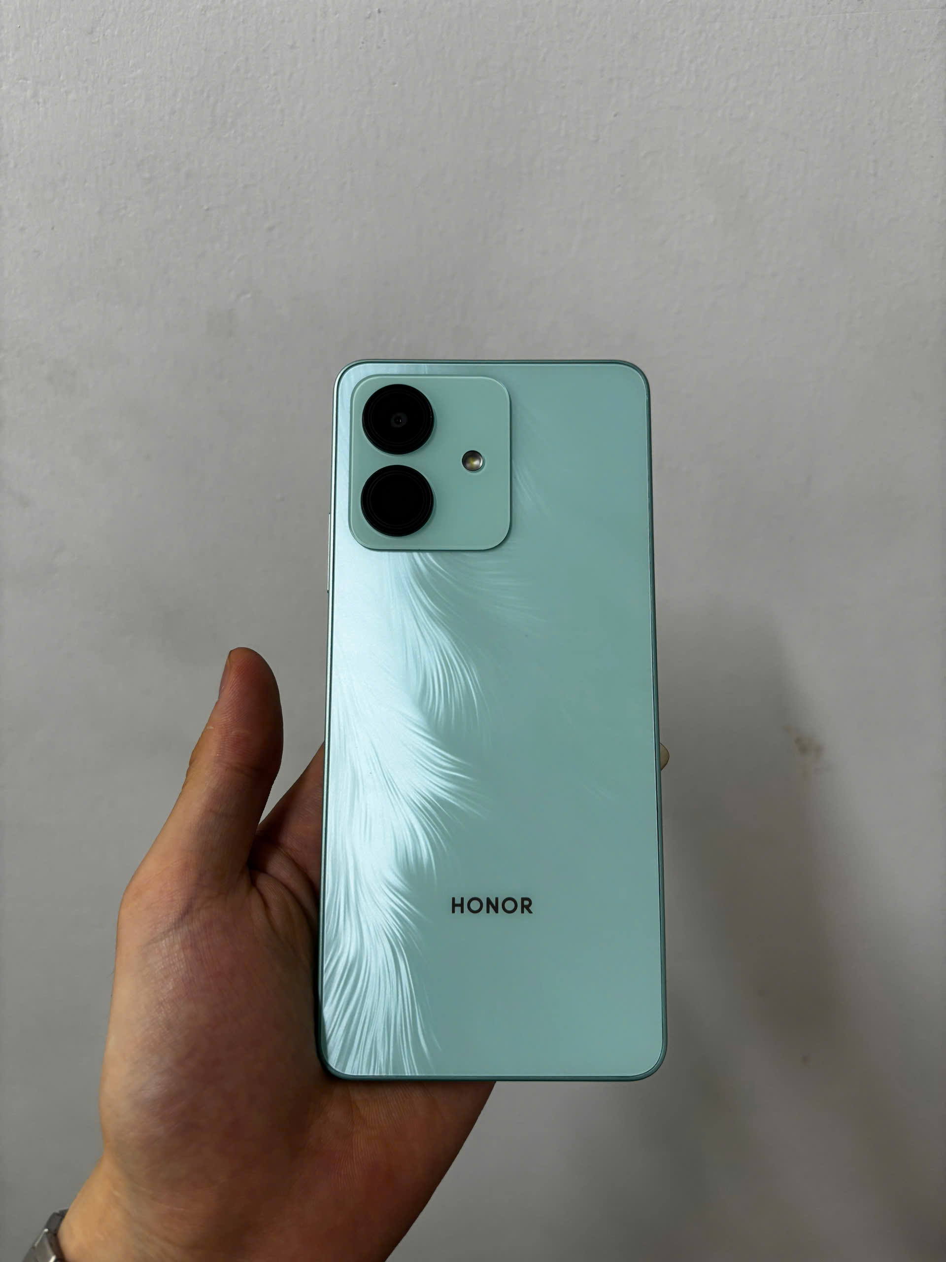 Điện thoại thông minh Honor Play 10 (3+64)GB Xanh (Ocean Cyan) - TBH