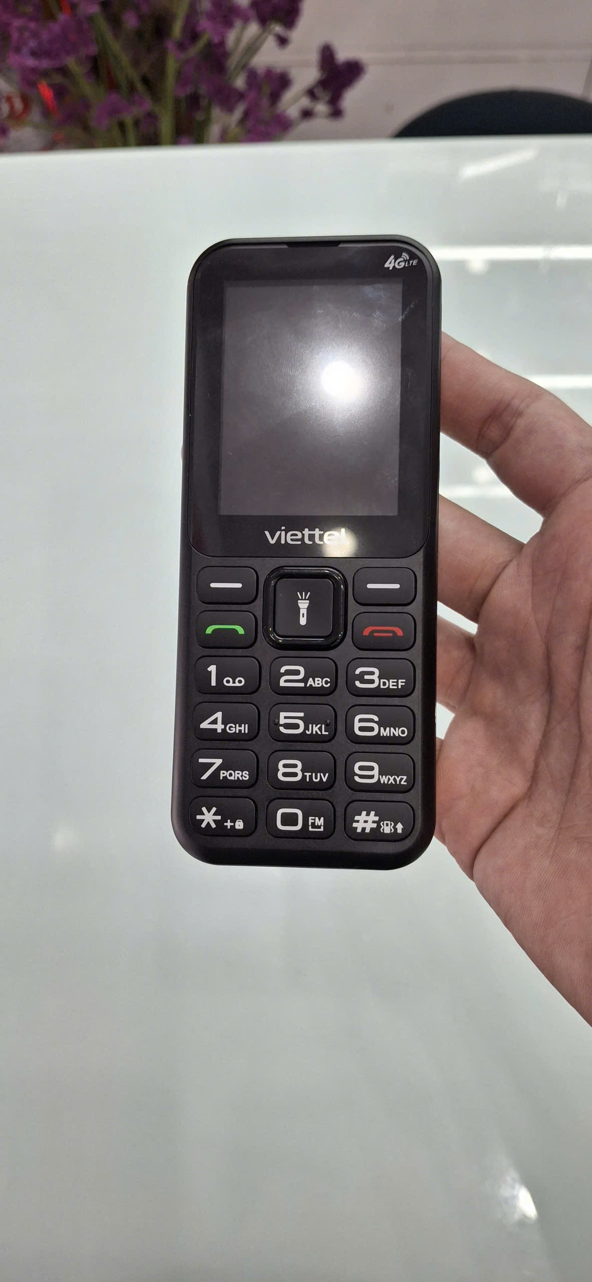 Điện thoại Viettel T2 - 4G (DÙNG MỌI LOẠI SIM) Cũ