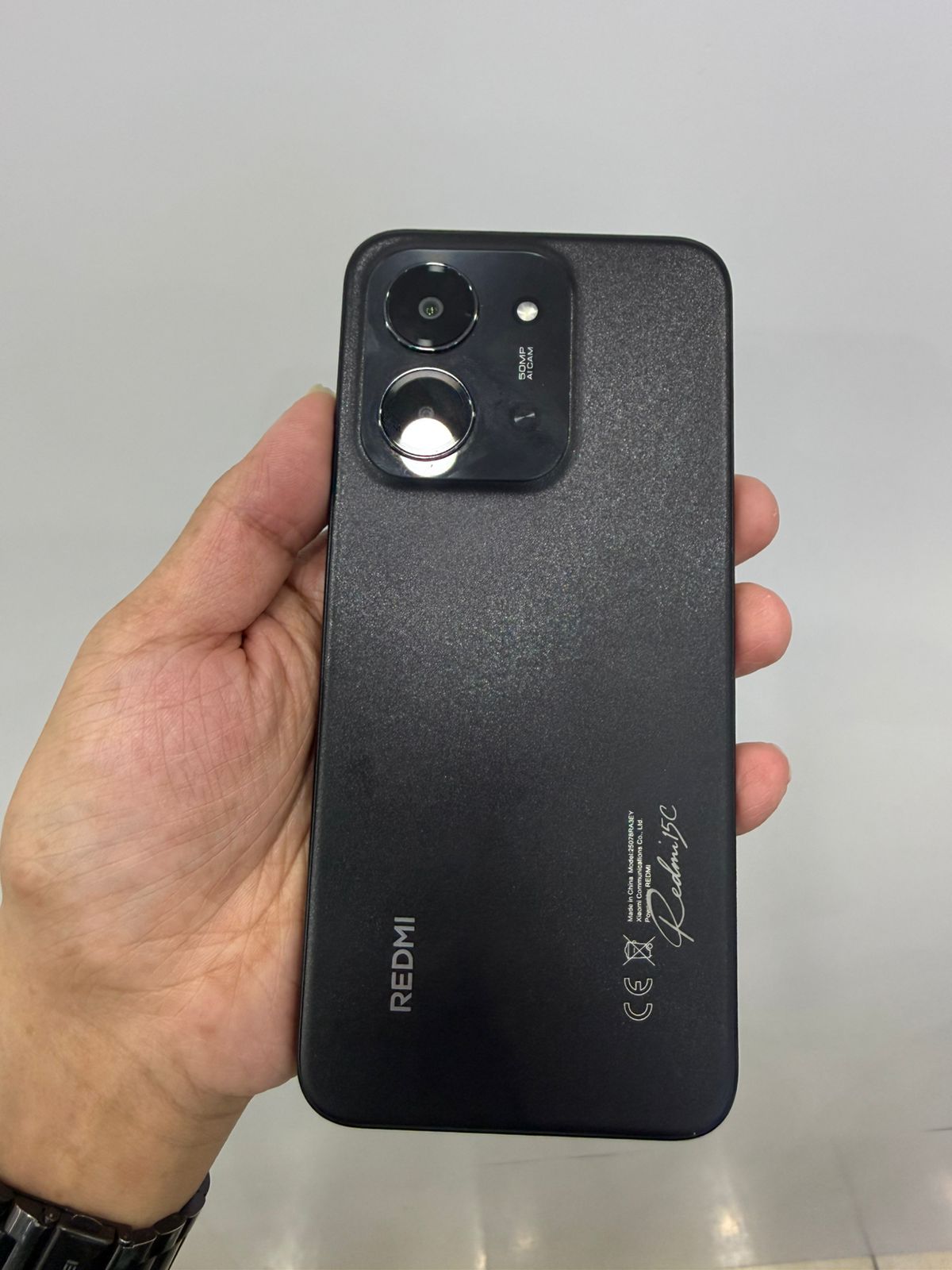 ĐIỆN THOẠI DI ĐỘNG (TEL) REDMI 15C 6.9"/MTK Helio G81 Ultra/4G/128G/50MP+QVGA/8MP/6000mA