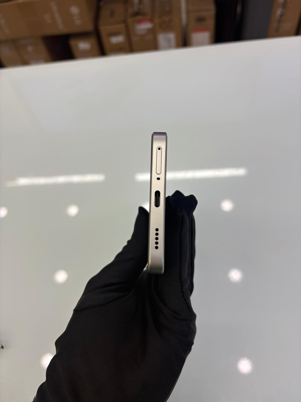 Điện thoại di động XIAOMI 14T TITAN 6.67/MTK D8300 Ultra/12G/512G/50+50+12MP/32MP/5000mAh (2406APNFAG)/XÁM - TN