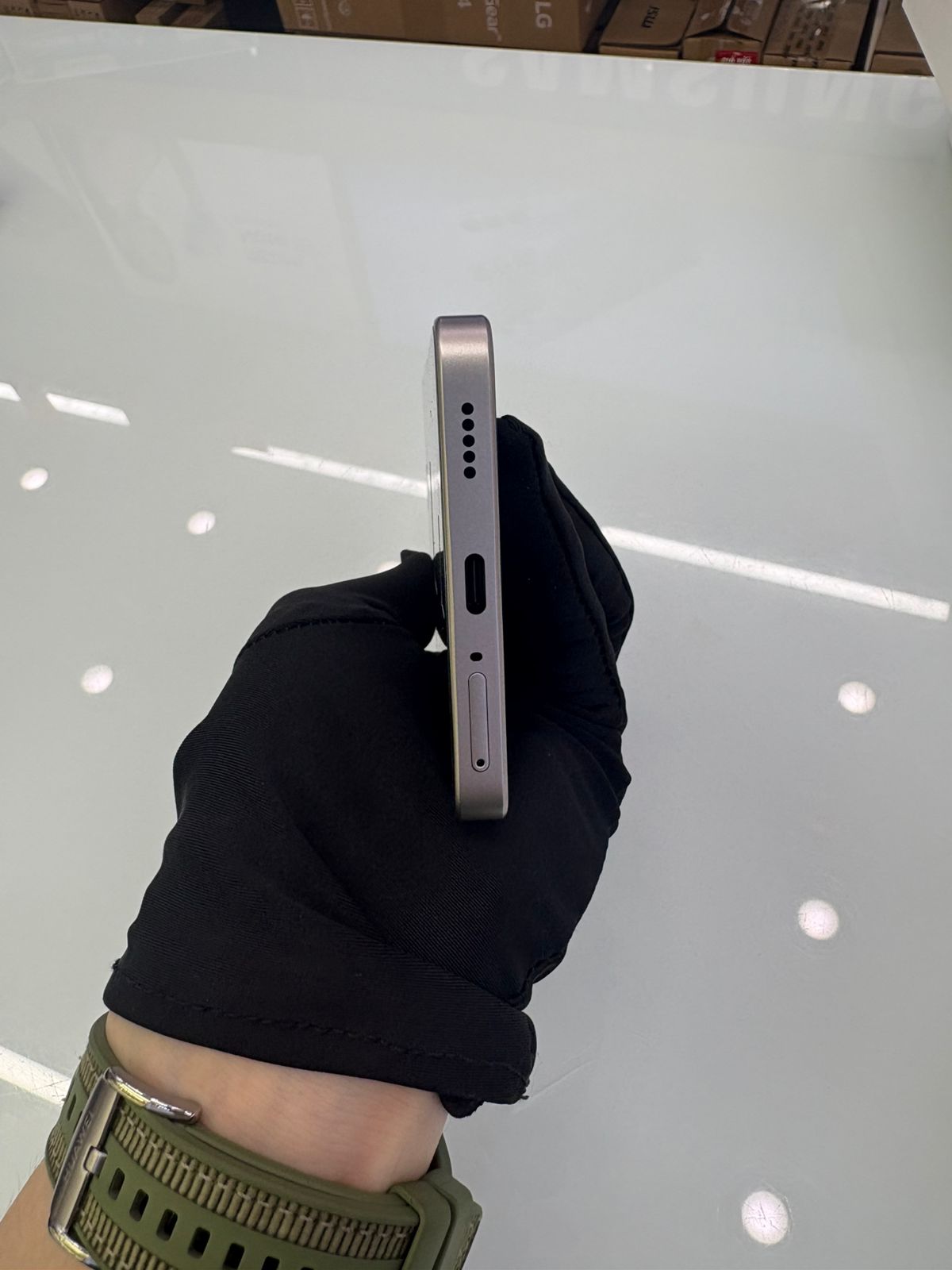 Điện thoại di động XIAOMI 14T TITAN 6.67/MTK D8300 Ultra/12G/512G/50+50+12MP/32MP/5000mAh (2406APNFAG)/XÁM - TN