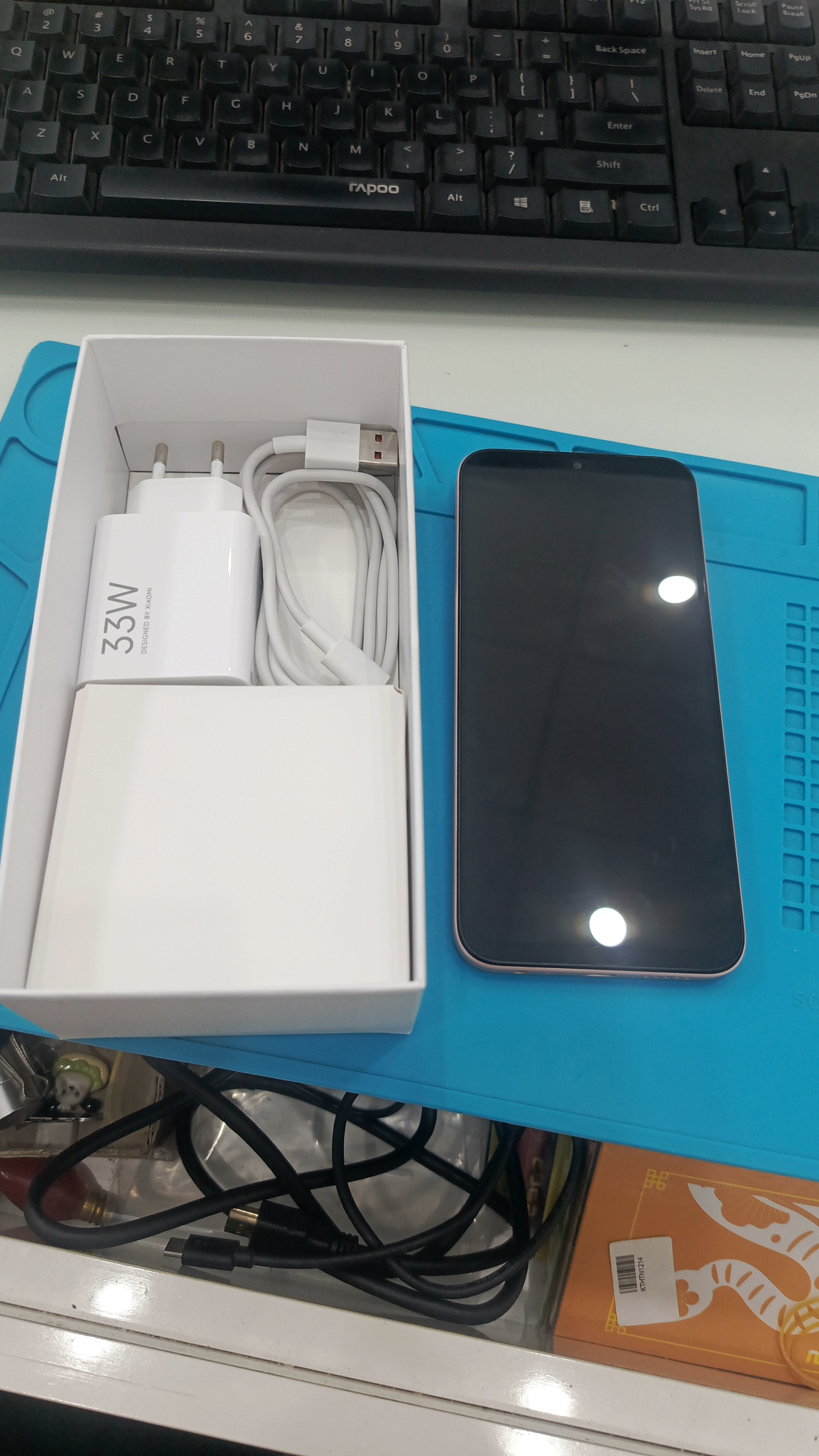 ĐIỆN THOẠI DI ĐỘNG (TEL) REDMI 15C 6.9"/MTK Helio G81 Ultra/4G/128G/50MP+QVGA/8MP/6000mAh (25078RA3EY)/CAM (6932554455880) - 865