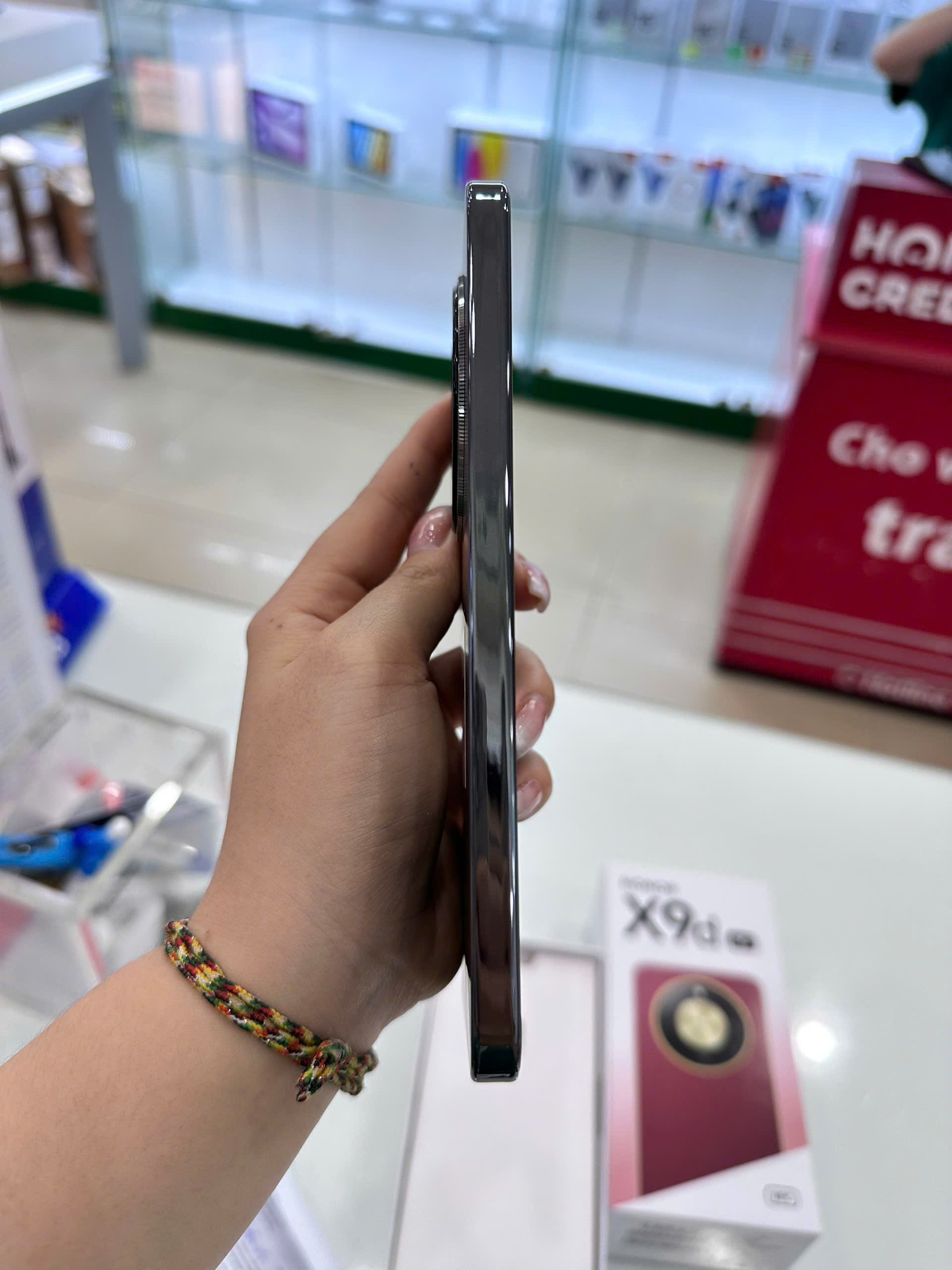 Điện thoại thông minh Honor X9d 5G (12GB+256GB) Đen (Midnight Black) TBH