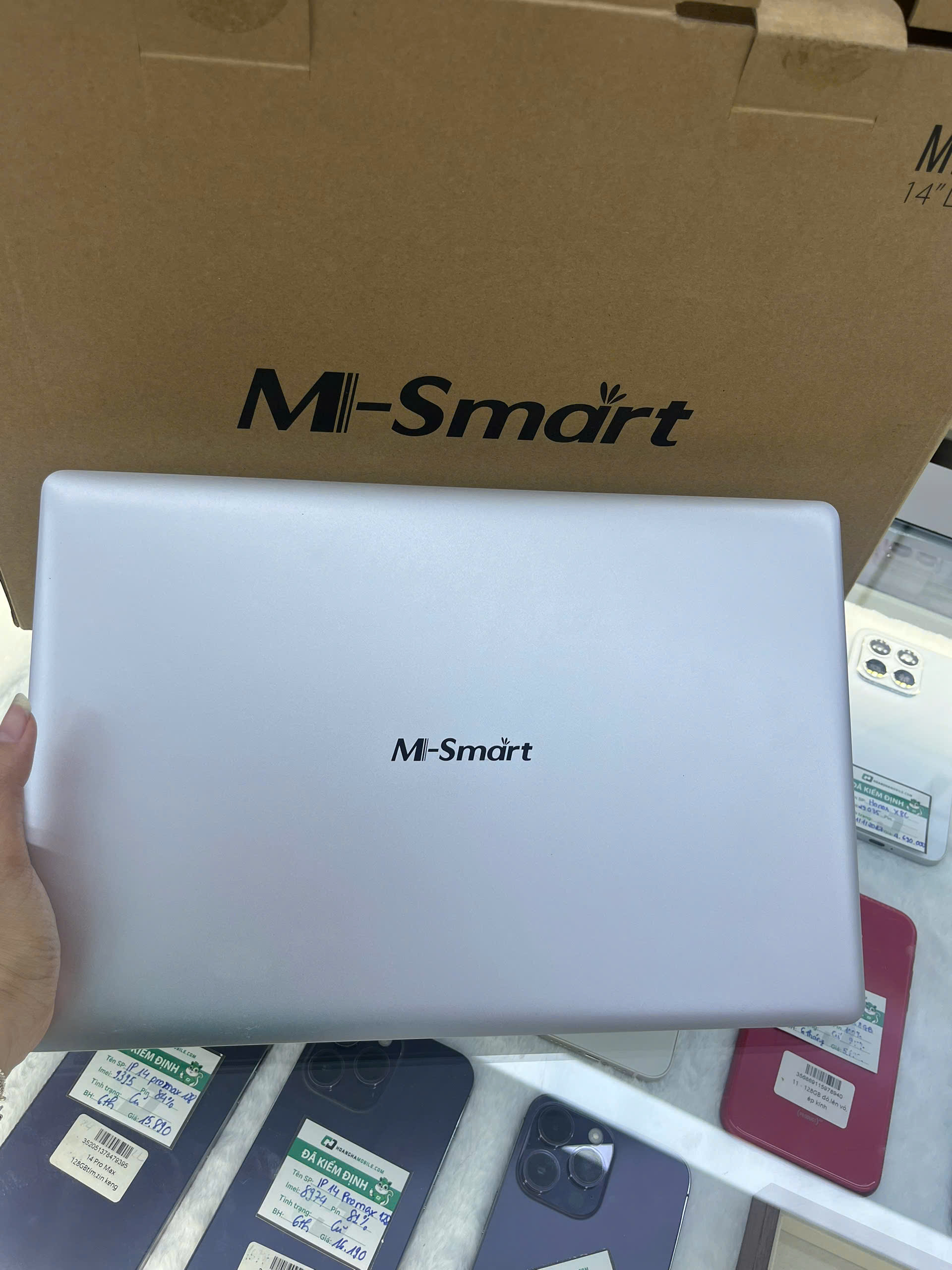 Máy tính xách tay M-SMART MBOOK 1409A - M23C01C2A100509 - M1409A - 