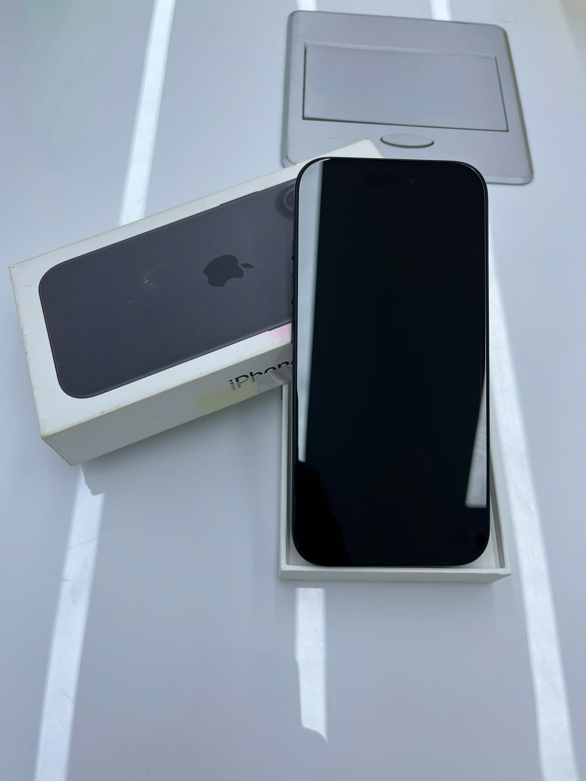 ĐTDĐ Apple iPhone 16 128GB Black_MYE73VN/A - SJ49Y3CFWGC - MYE73VN