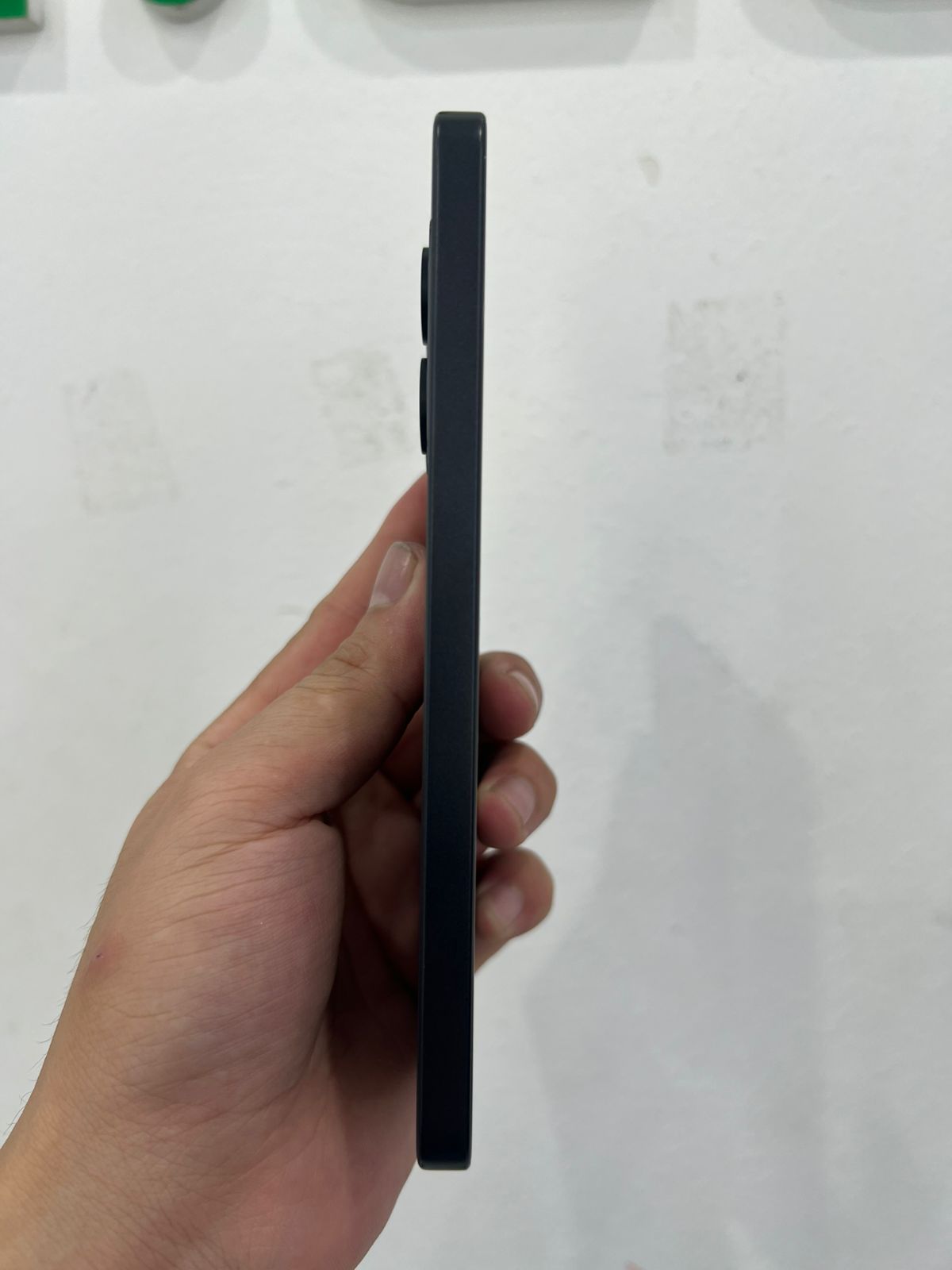 Điện thoại di động XIAOMI 14T TITAN 6.67/MTK D8300 Ultra/12G/512G/50+50+12MP/32MP/5000mAh (2406APNFAG)/ĐEN Cũ