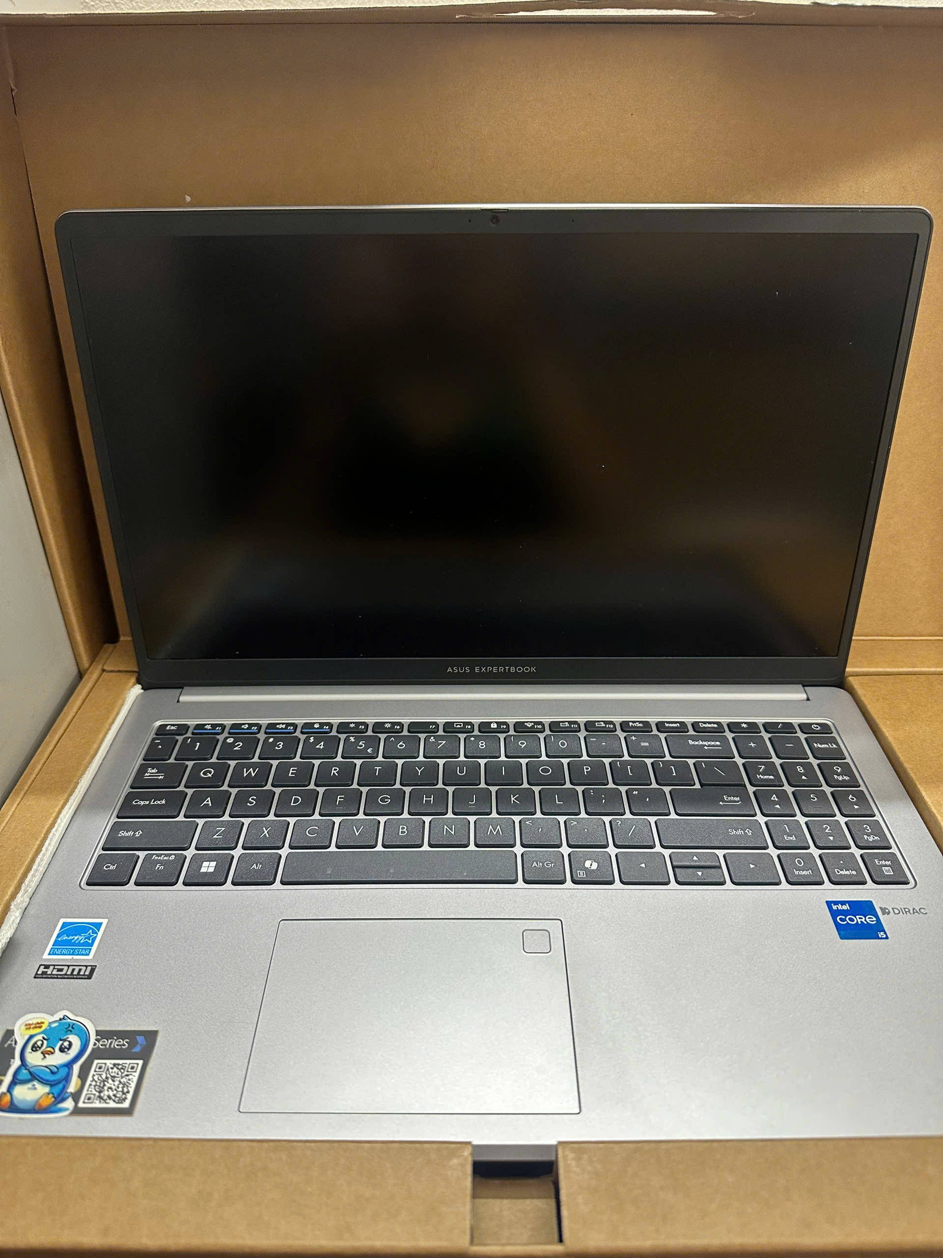 máy tính xách tay ASUS P1503CVA i5 13420H/8GB/512GB Win 11 Home/Xám