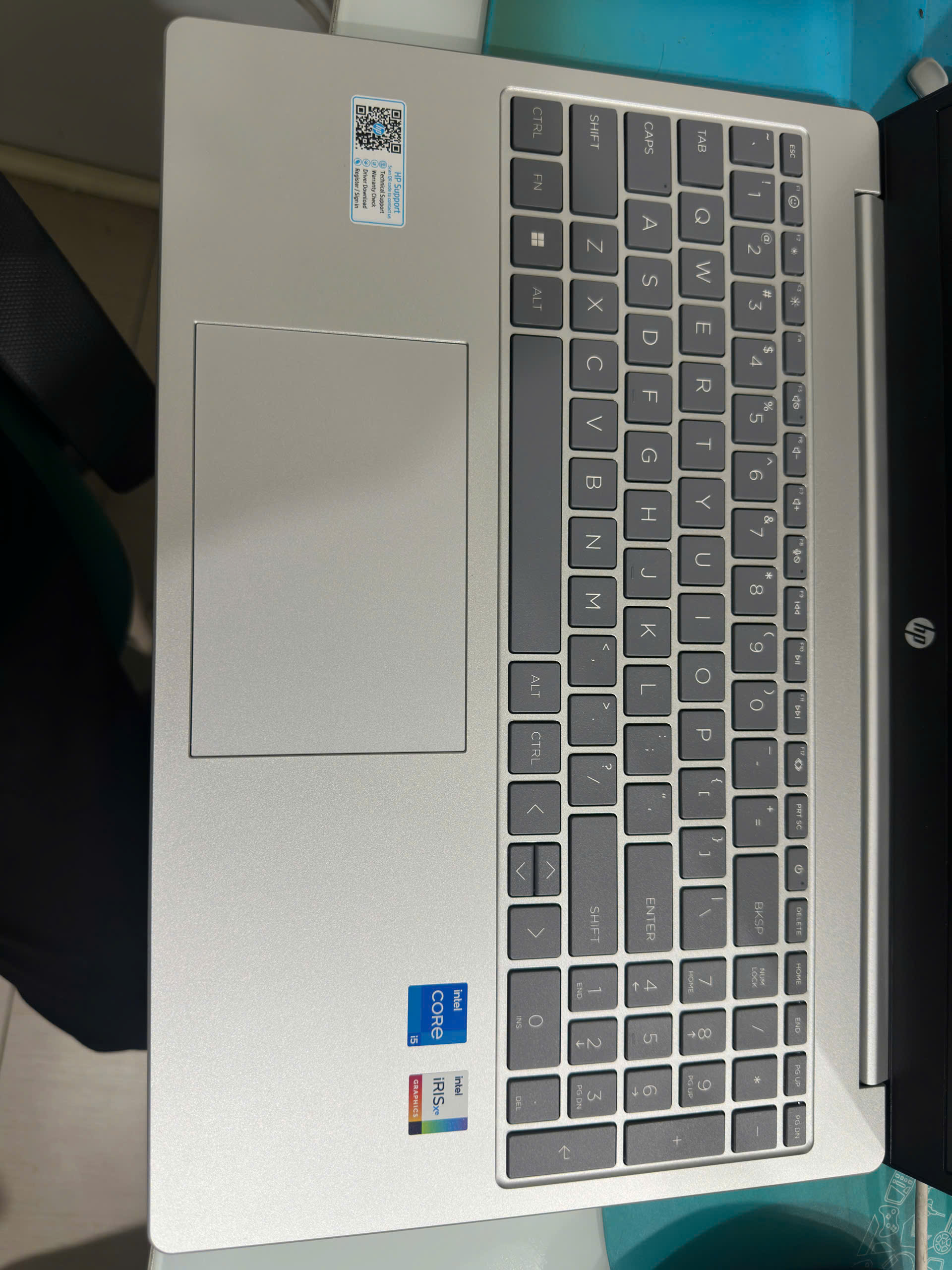 Máy tính xách tay HP 15-fd0081TU,Core i5-1335U,8GB RAM,512GB SSD,Intel Graphics, 15.6FHD, Webcam,3 Cell, Wlan ax+BT,Win11 Home 6