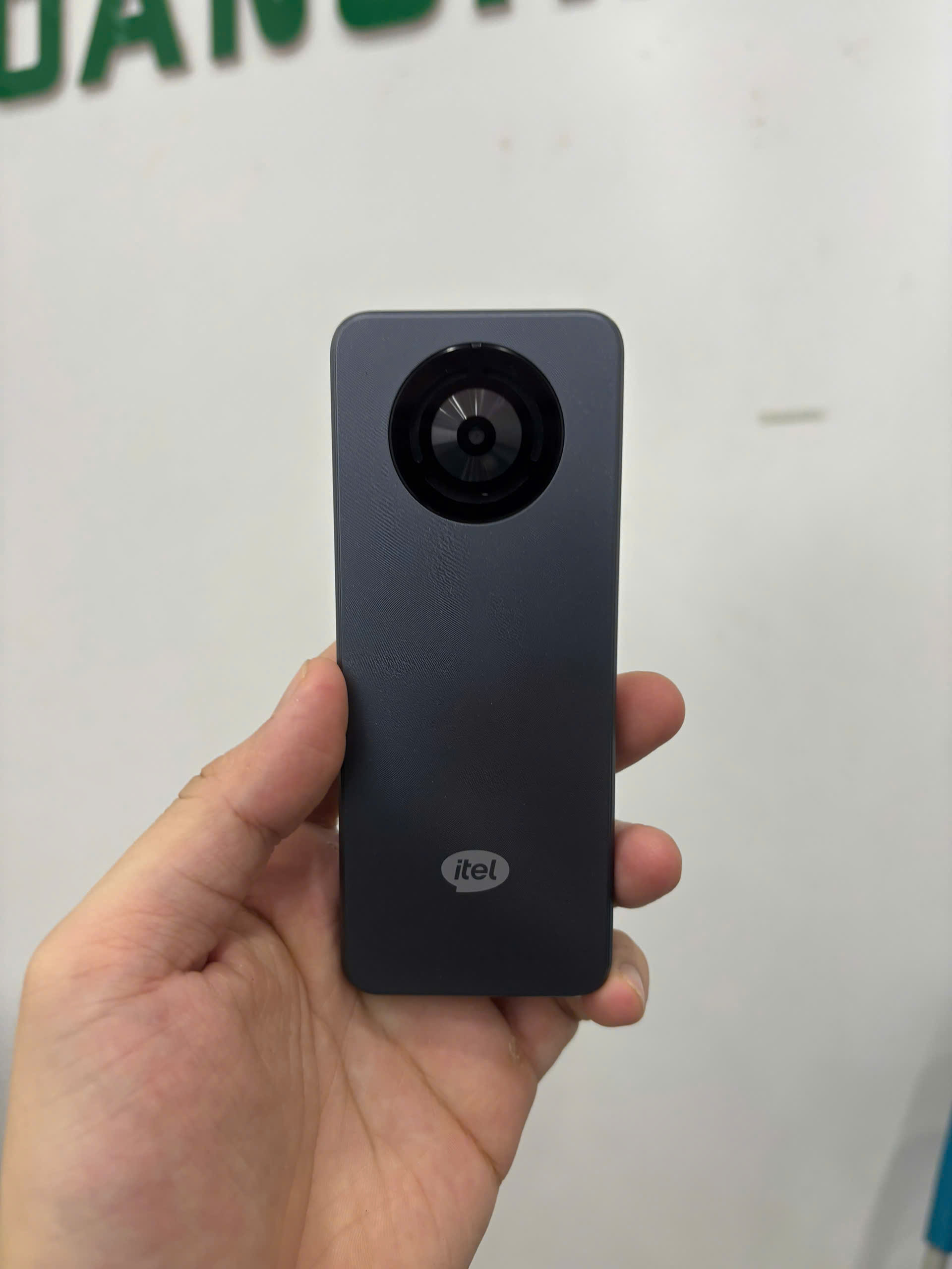Điện thoại di động Itel it9211, màu Đen (Black) - 354031630100441 - IT9211BLACK 99%