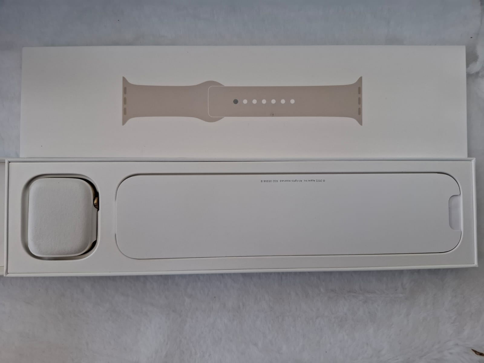 Apple Watch Series 8 - GPS + Cellular, 45mm - Viền thép dây cao su Cũ