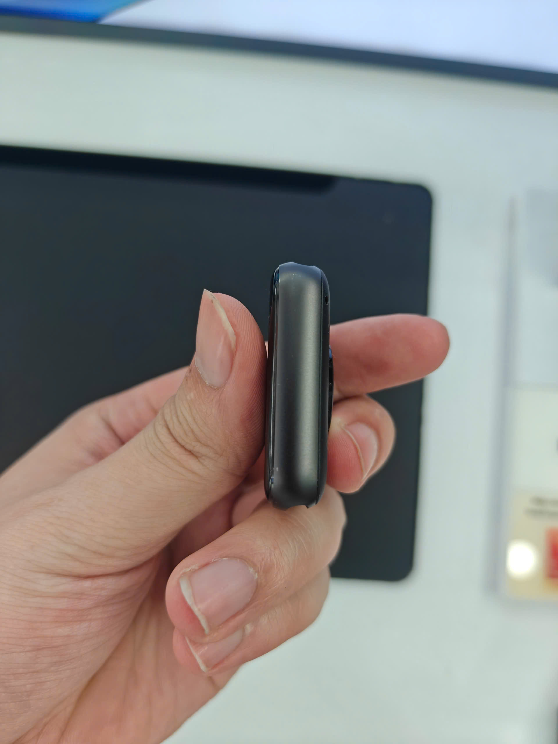 (BAND) Xiaomi Smart Band 9 Pro Demo Đen - 61576/B6AFMN4X601635 - BHR9729GLTN