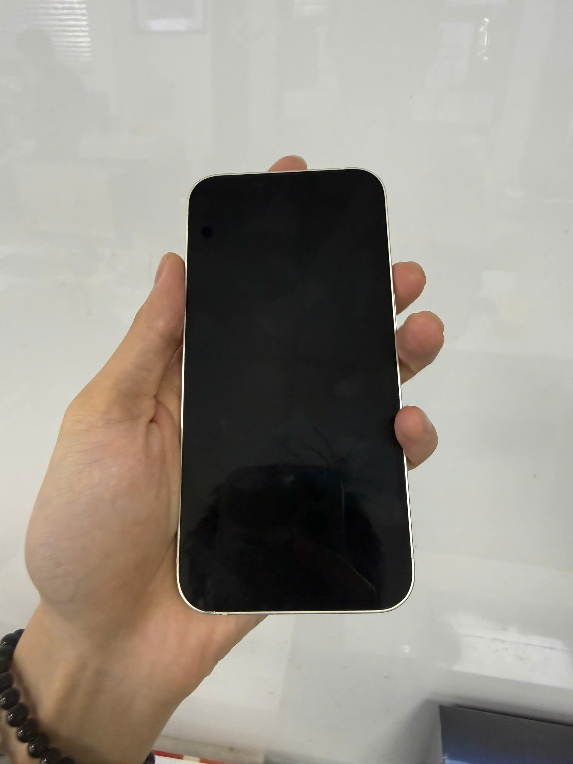 ĐTDĐ Apple iPhone 13 128GB Starlight_MLPG3VN/A - 352224325615912 - I13128S