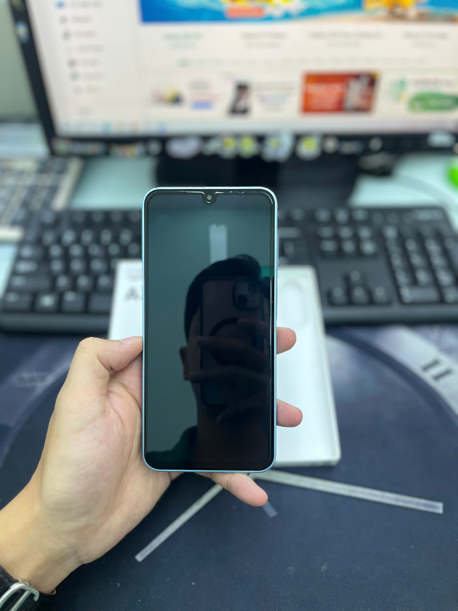 ĐTDĐ Samsung A17 LTE, SM-A175F/DS,8+128, Xanh nhạt - 355500728969825 - A175FLBDXXV