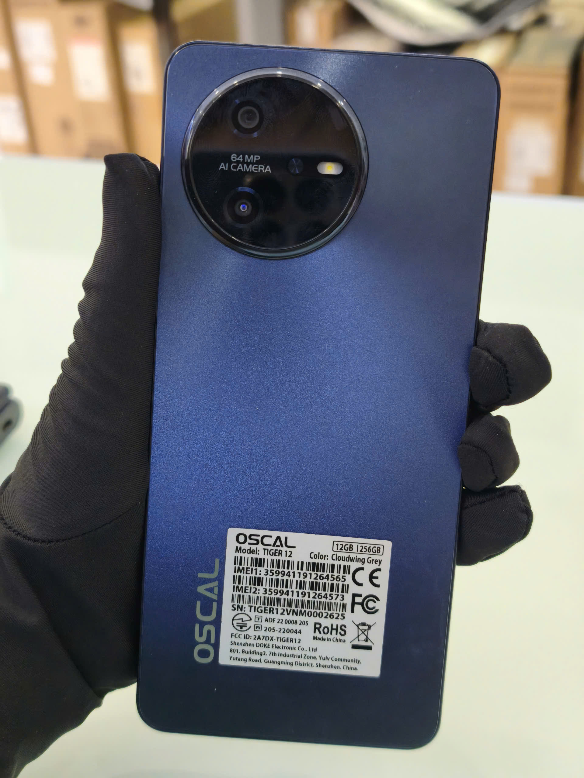 Điện thoại di động OSCAL TIGER 12 (12GB/256GB) - màu xám (Cloudwing Grey) - 359941191264565 - OSTI12XM
