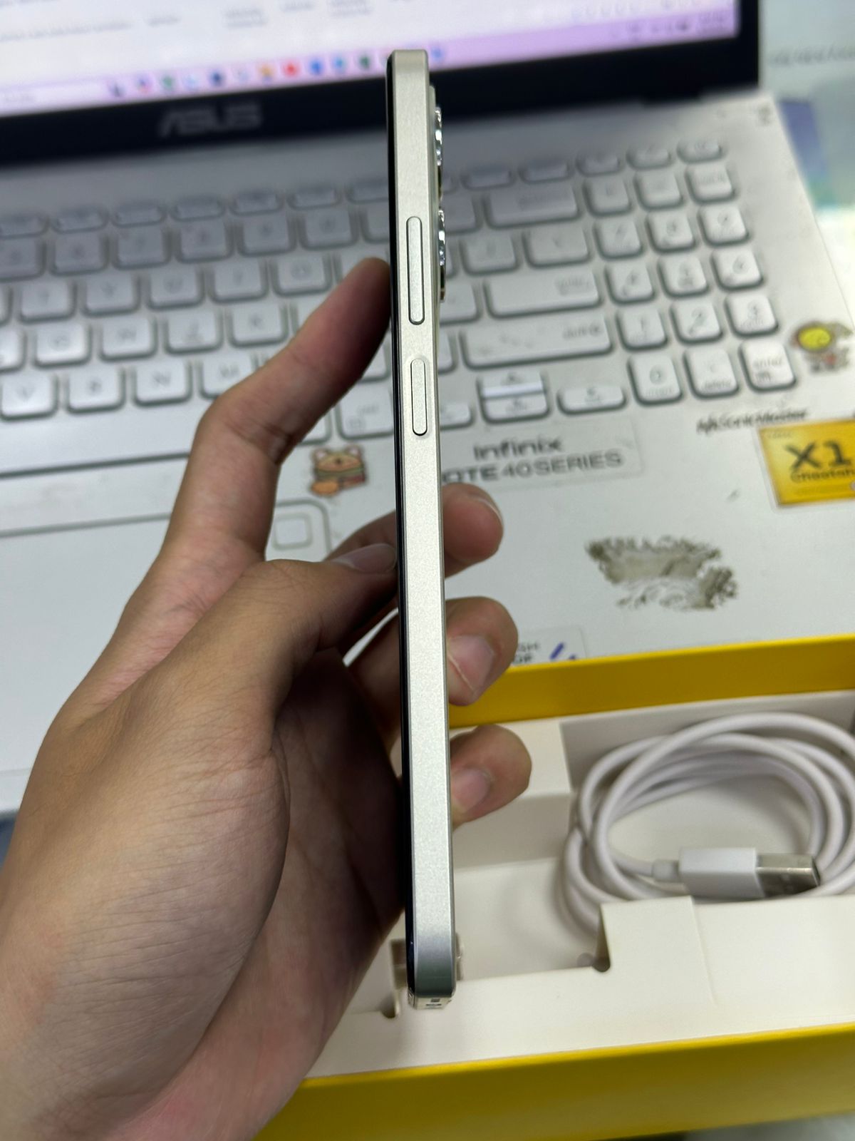 Điện thoại di động Realme C53 - RMX3760(8-256), TN