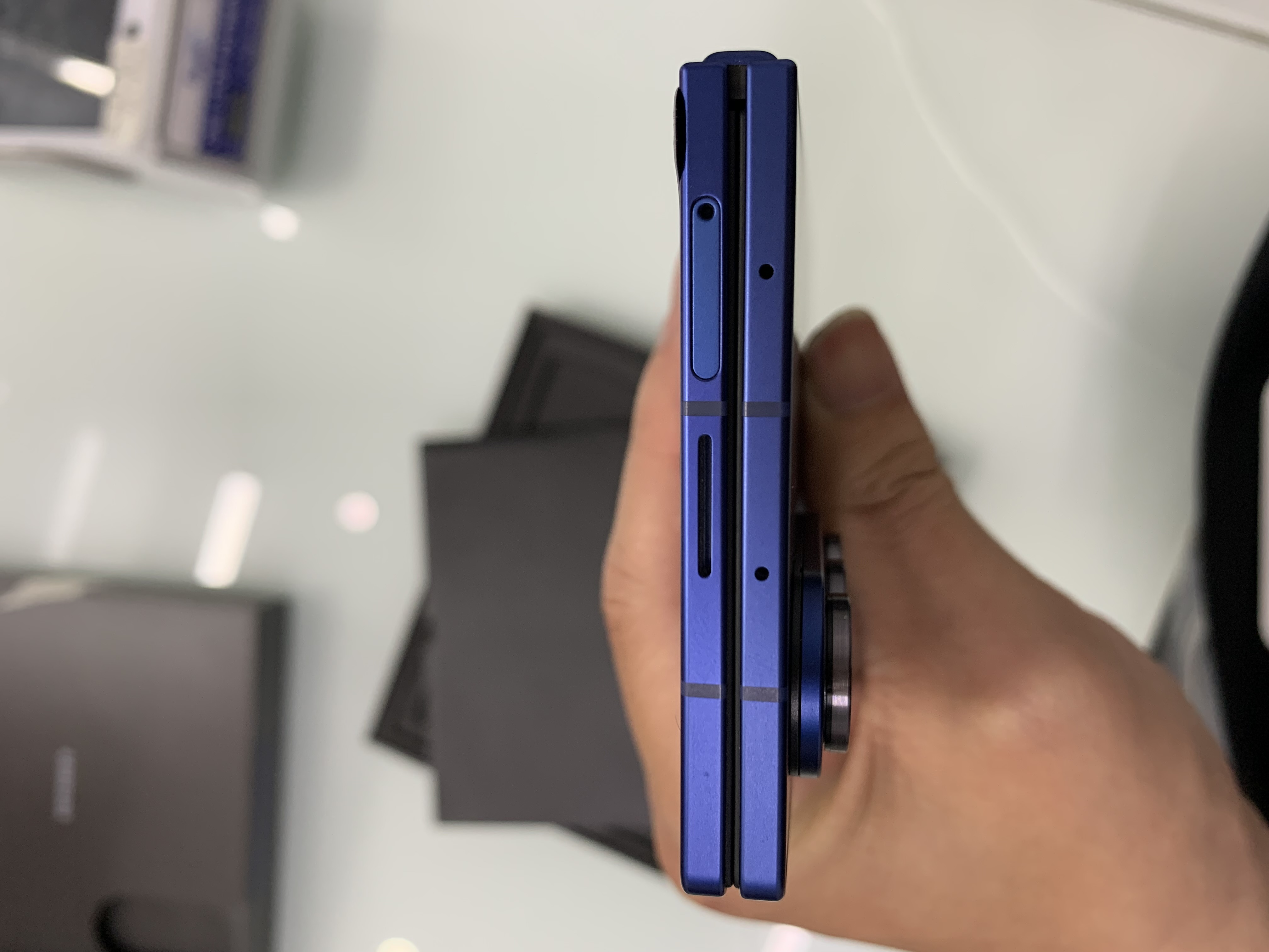 ĐTDĐ Samsung Fold7 SM-F966B,256GB, TN