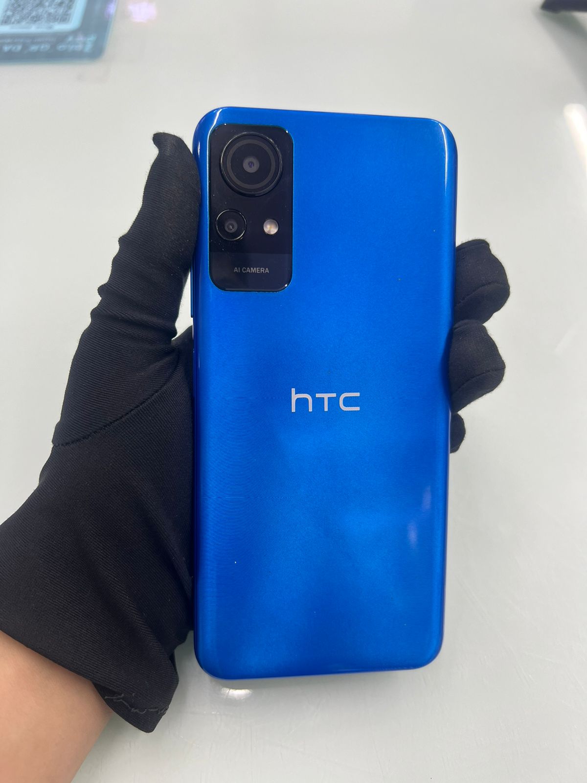 Điện thoại di động HTC Wildfire E3 lite (4GB/64GB) - Xanh (Blue) 