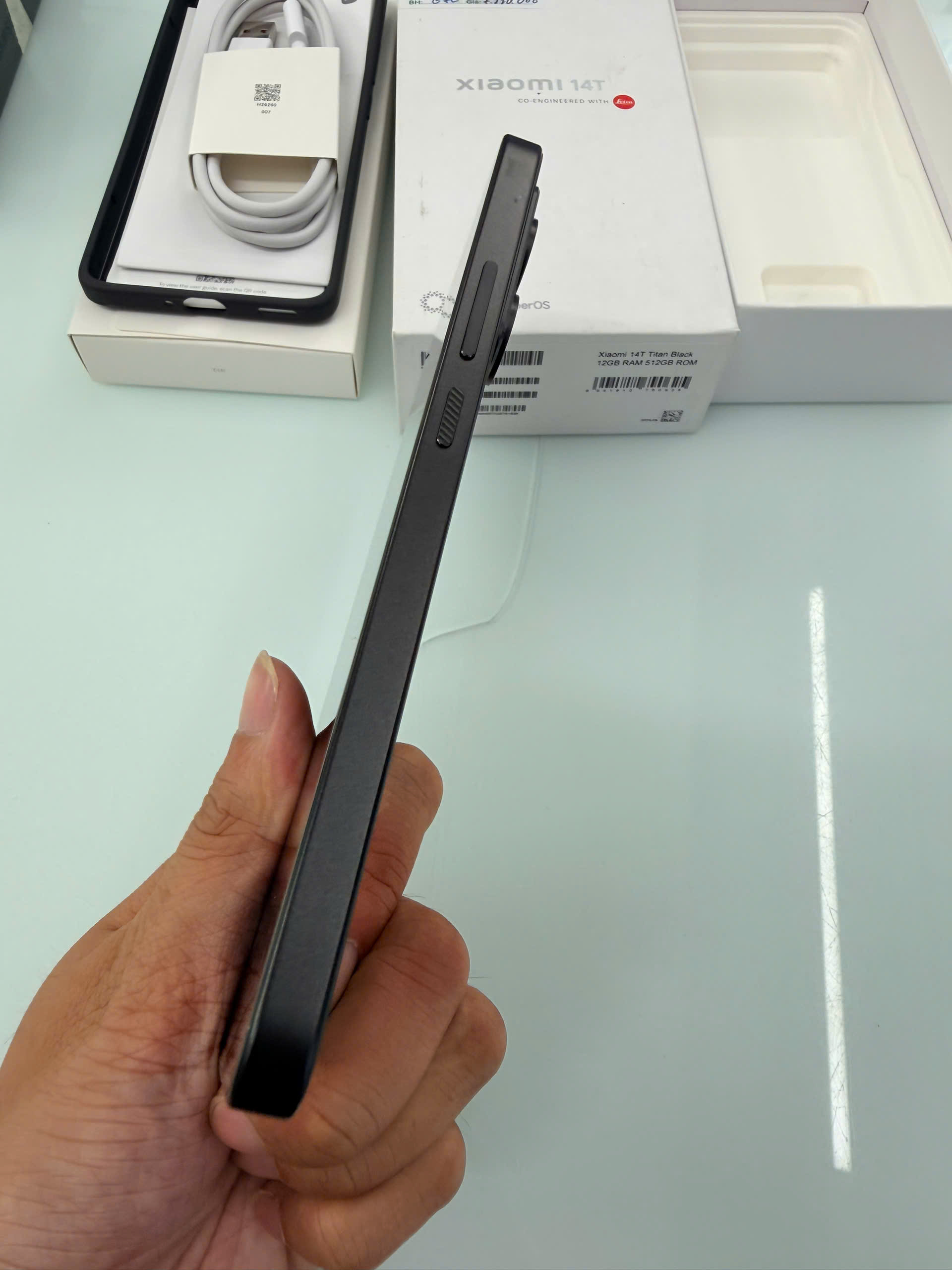 Điện thoại di động XIAOMI 14T TITAN 6.67/MTK D8300 Ultra/12G/512G/50+50+12MP/32MP/5000mAh (2406APNFAG)/ĐEN - TN - 86832907176894