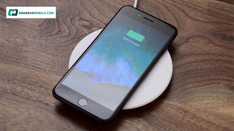 Kiểm tra khả năng nhận sóng Wi-Fi và tốc độ nhận sạc. Kiểm tra khả năng nhận sóng Wi-Fi và tốc độ nhận sạc.