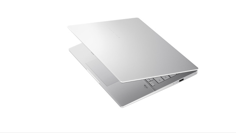 Thiết kế laptop tối giản cao cấp, gọn nhẹ.