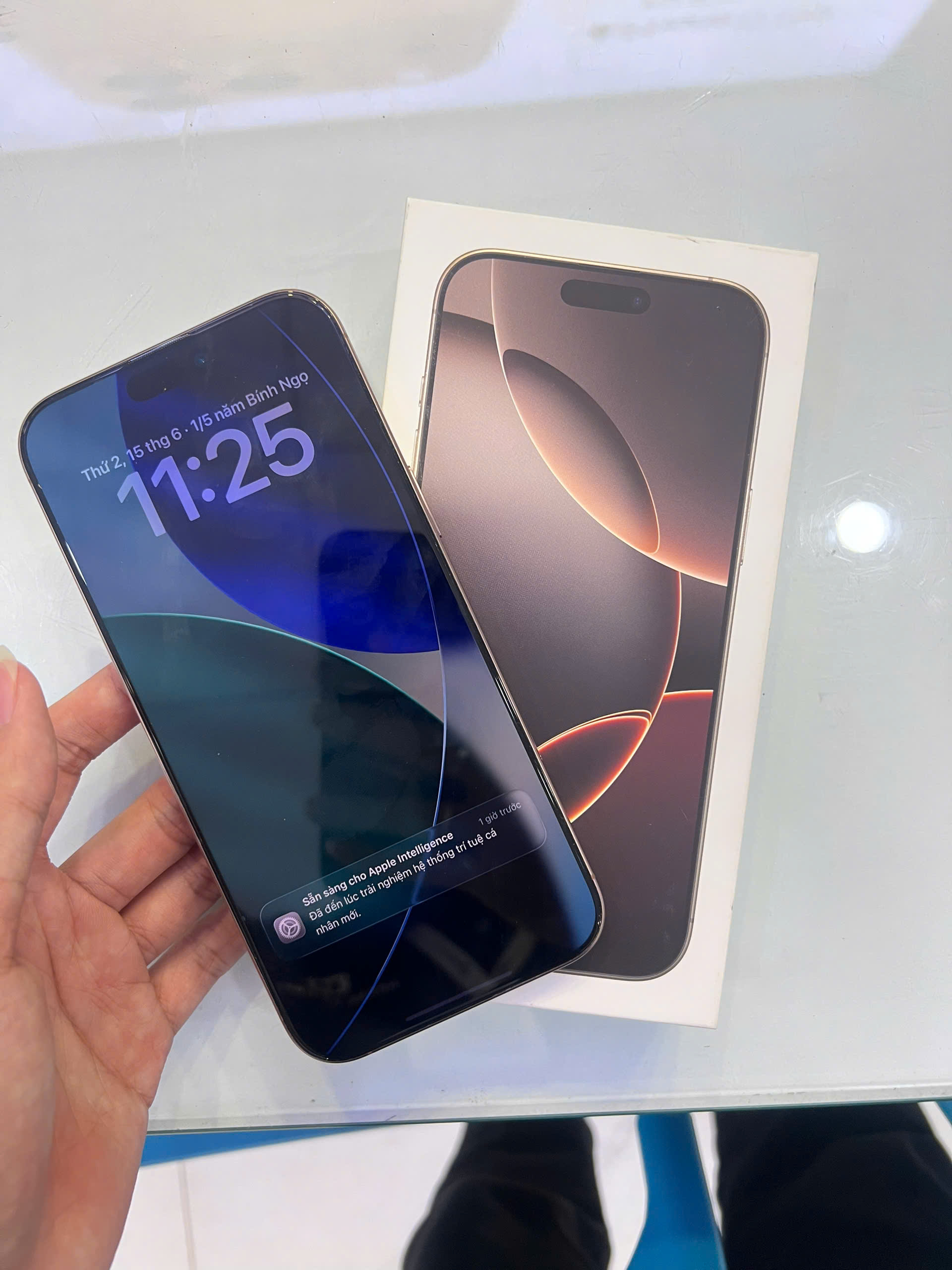 ĐTDĐ Apple iPhone 16 Pro Max 256GB Desert Titanium_MYWX3VN/A - SL04HT64GW2 - MYWX3VN