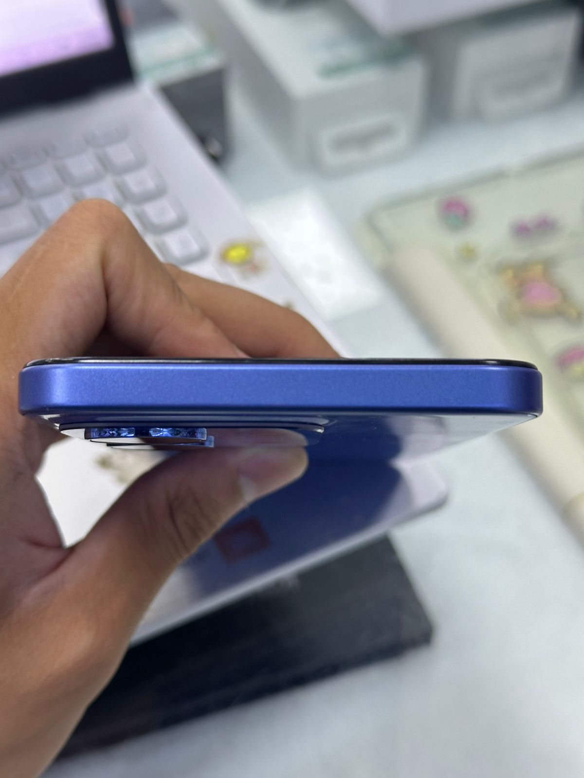 ĐIỆN THOẠI DI ĐỘNG (TEL) REDMI 15C 6.9"/MTK Helio G81 Ultra/8G/256G/50MP+QVGA/8MP/6000mAh (25078RA3EY)/XANH DƯƠNG