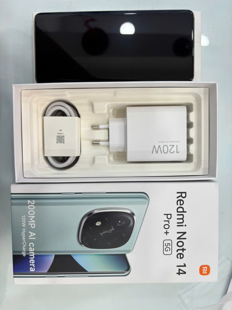 Điện thoại di động Redmi Note 14 Pro+ 5G Sand Gold 8GB RAM 256GB ROM (24115RA8EG)_MZB0KITVN 