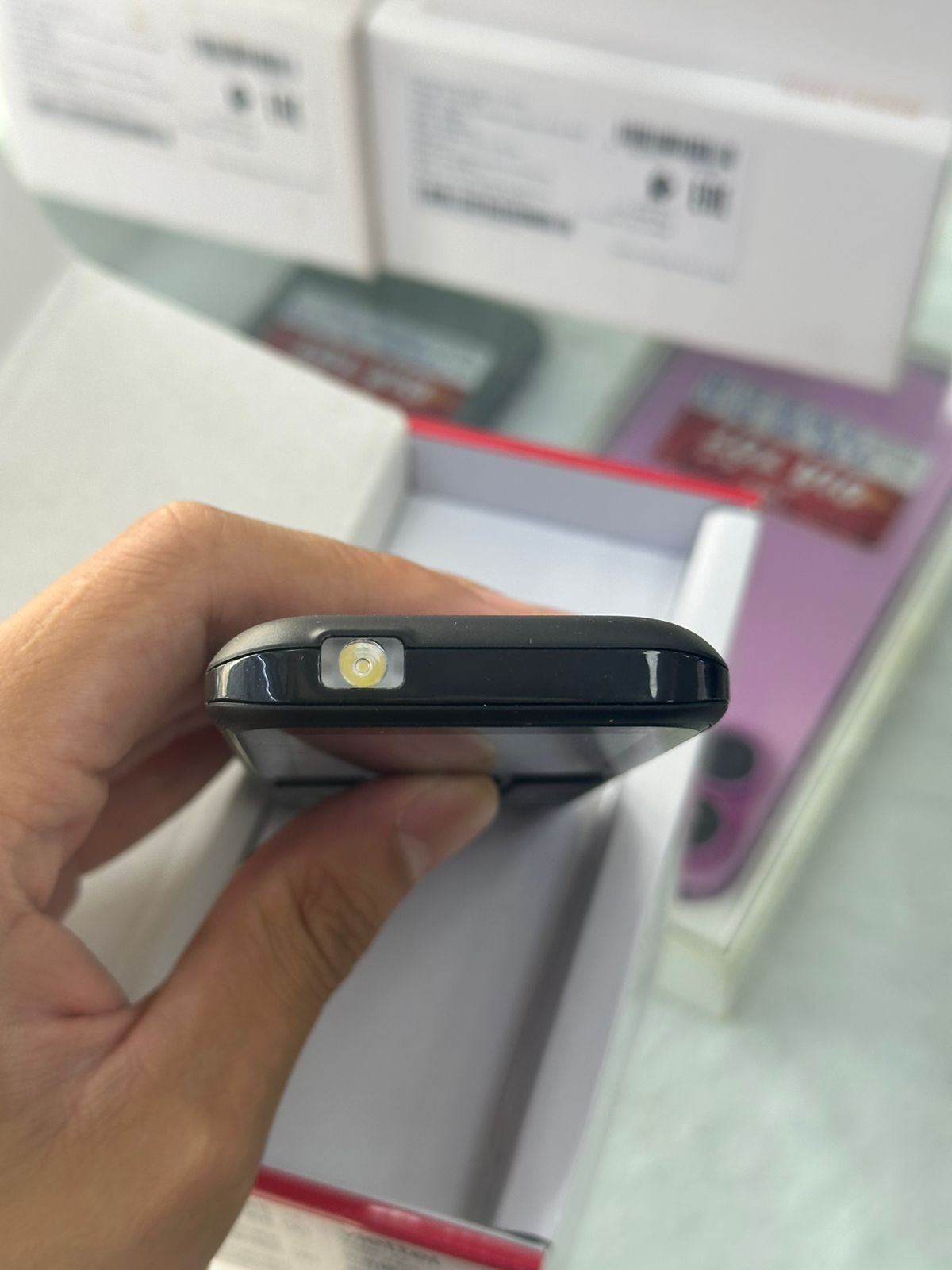 Điện thoại di động Sumo 4G T2 đen (Black)_T2BLK