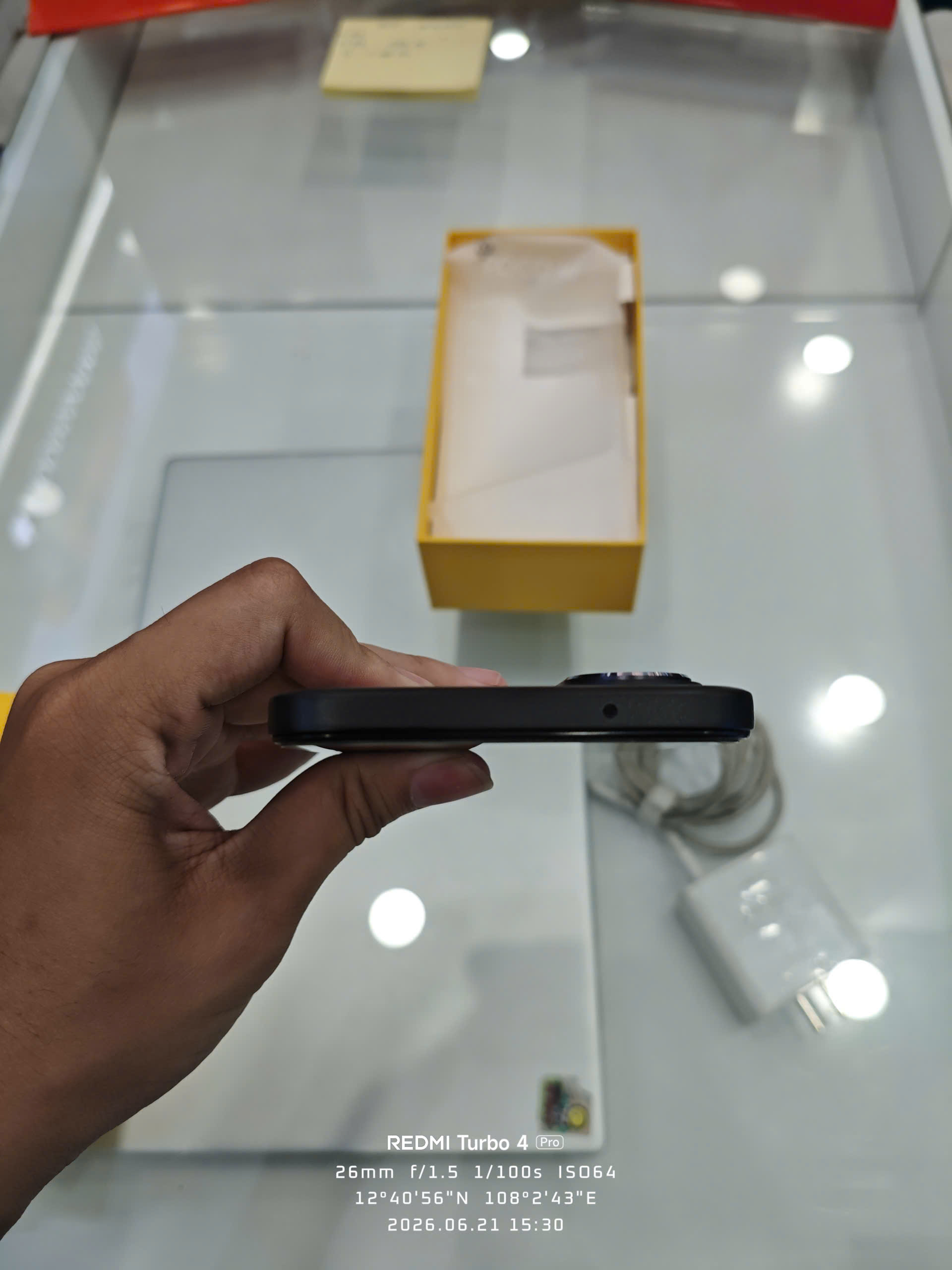 ĐIỆN THOẠI DI ĐỘNG (TEL) POCO M7 6.9"/SNAP 685/8G/256G/50MP+QVGA/8MP/7000mAh (25062PC34G)/ĐEN (6932554451868)