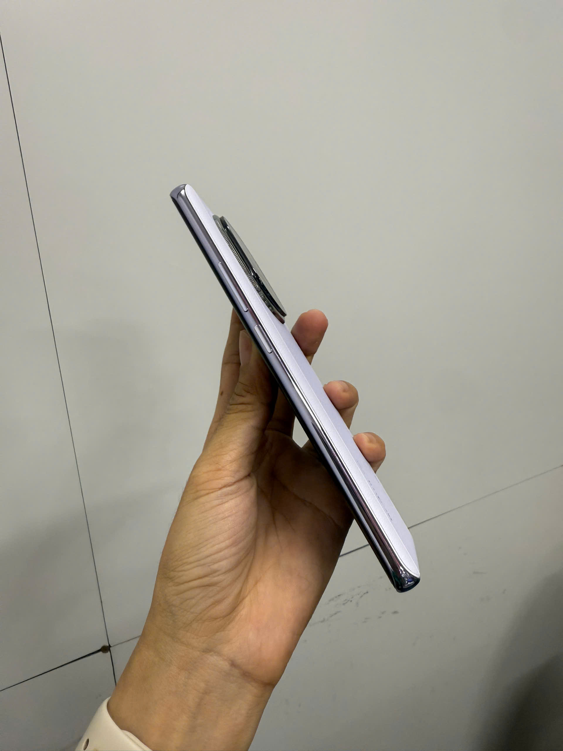 ĐIỆN THOẠI DI ĐỘNG (TEL) REDMI NOTE 14 PRO+ 5G 6.67/SNAP 7S GEN3/8G/256G/200+8+2MP/20MP/5110mAh (24115RA8EG)/TÍM (693255443104 -
