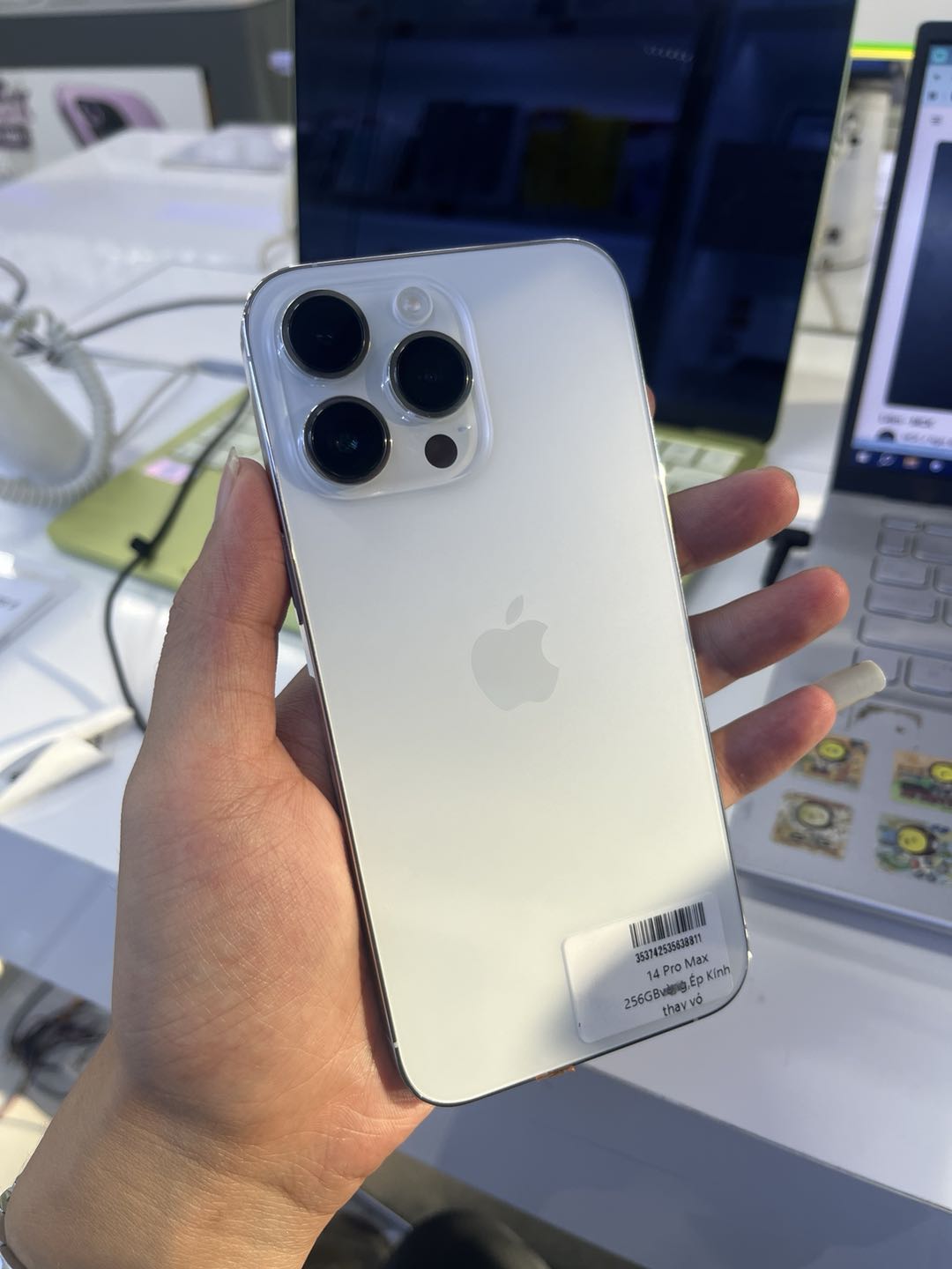 ĐTDĐ Apple iPhone 14 Pro Max 256GB Silver - Cũ 