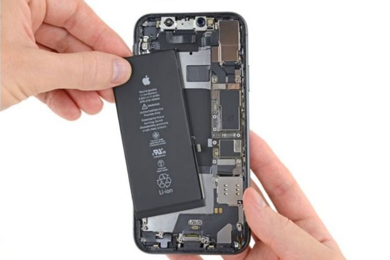 Lưu ý sau khi thay pin iPhone 11 tại Hoàng Hà Care.