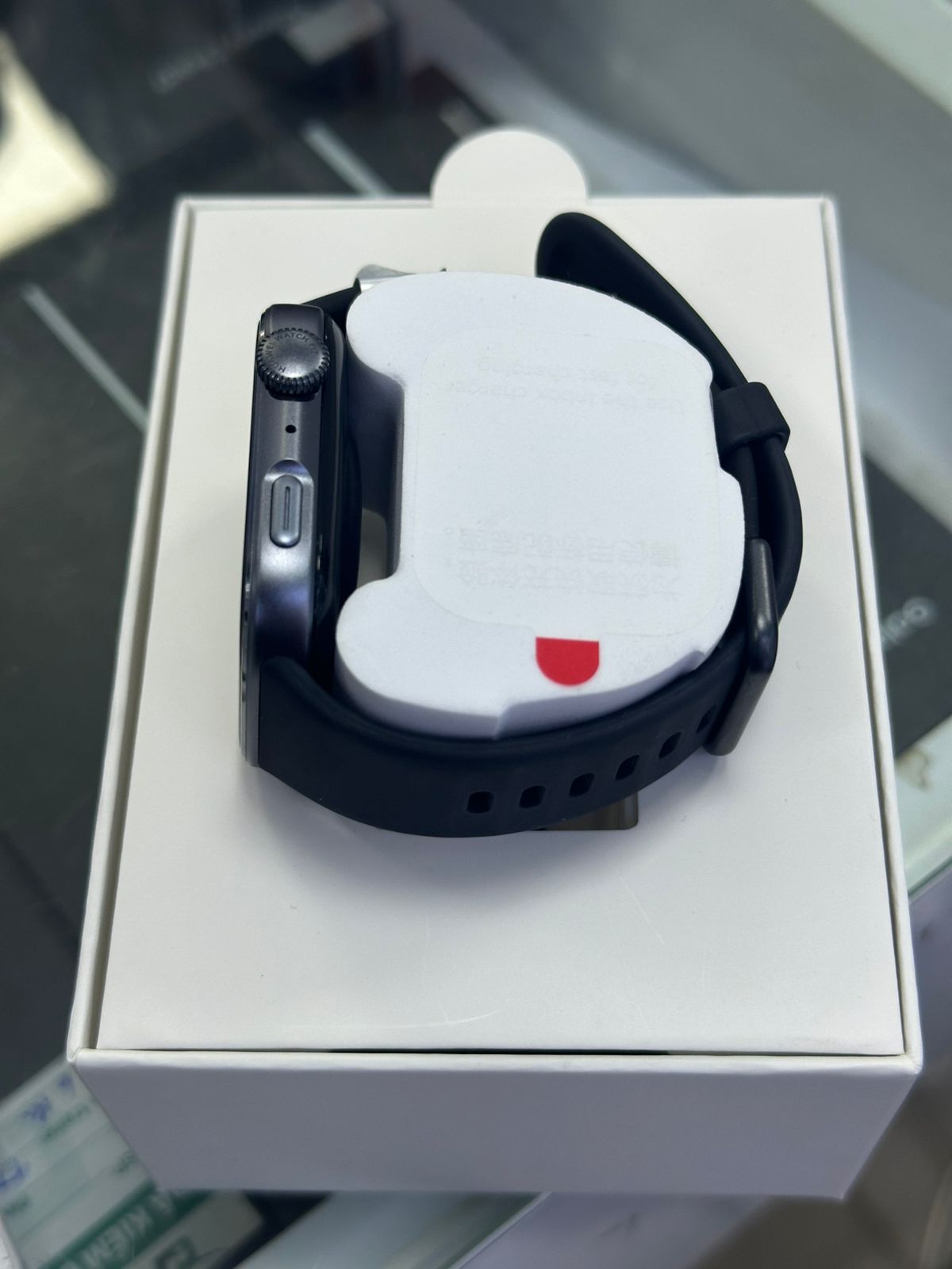 ĐỒNG HỒ THÔNG MINH(WATCH)HUAWEI SYA-B09 FIT 4/DÂY Fluor/ĐEN/ADU_Demo