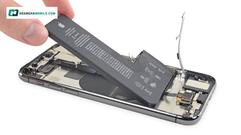 Lưu ý nên sao lưu dữ liệu quan trọng lên iCloud trước khi sửa điện thoại. Lưu ý nên sao lưu dữ liệu quan trọng lên iCloud trước khi sửa điện thoại.