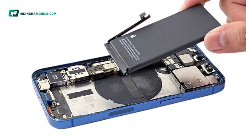 Trước khi thay pin, bạn nên sao lưu dữ liệu quan trọng lên iCloud. Trước khi thay pin, bạn nên sao lưu dữ liệu quan trọng lên iCloud.