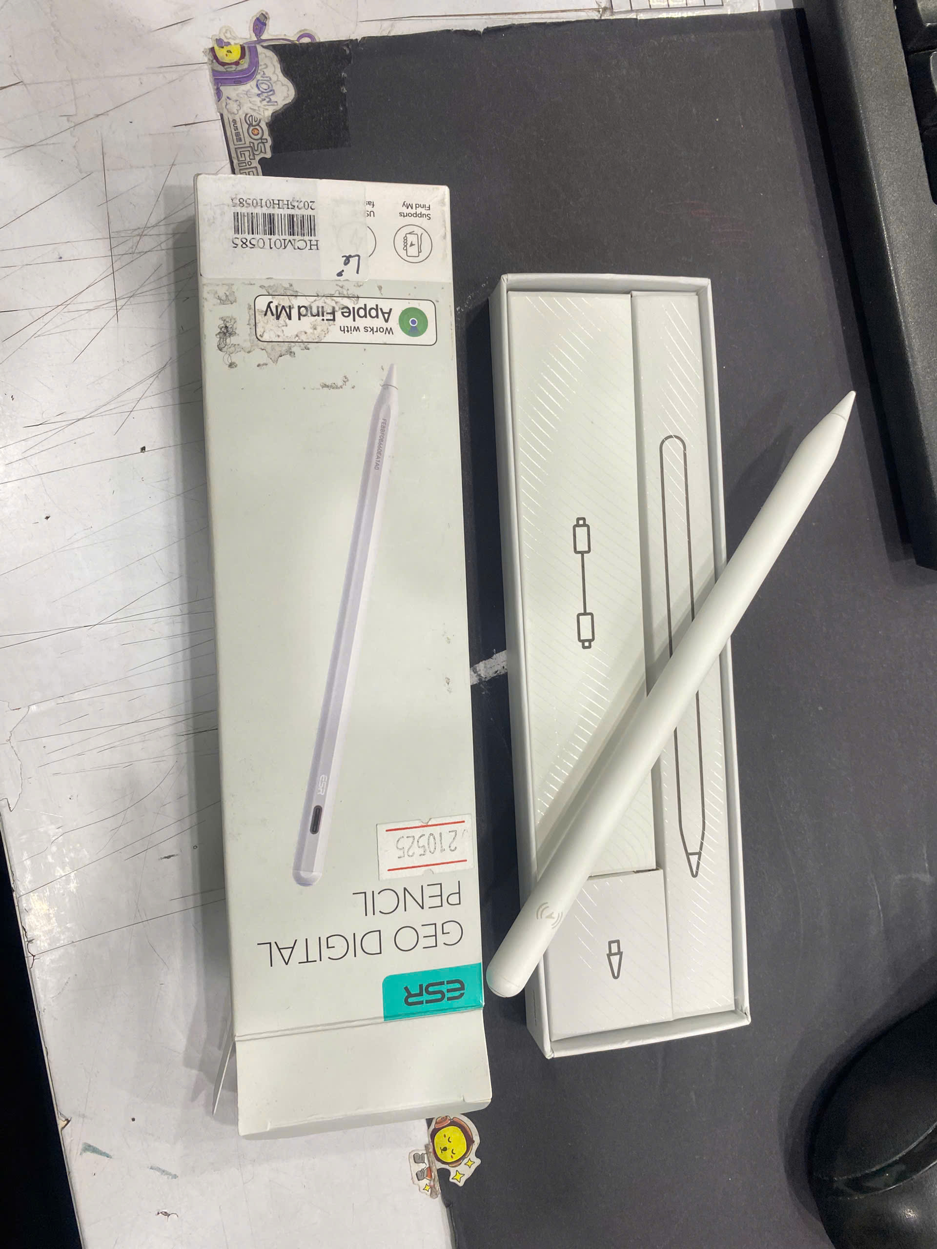 Bút cảm ứng ESR Digital Pencil GEO 6C00 Cũ