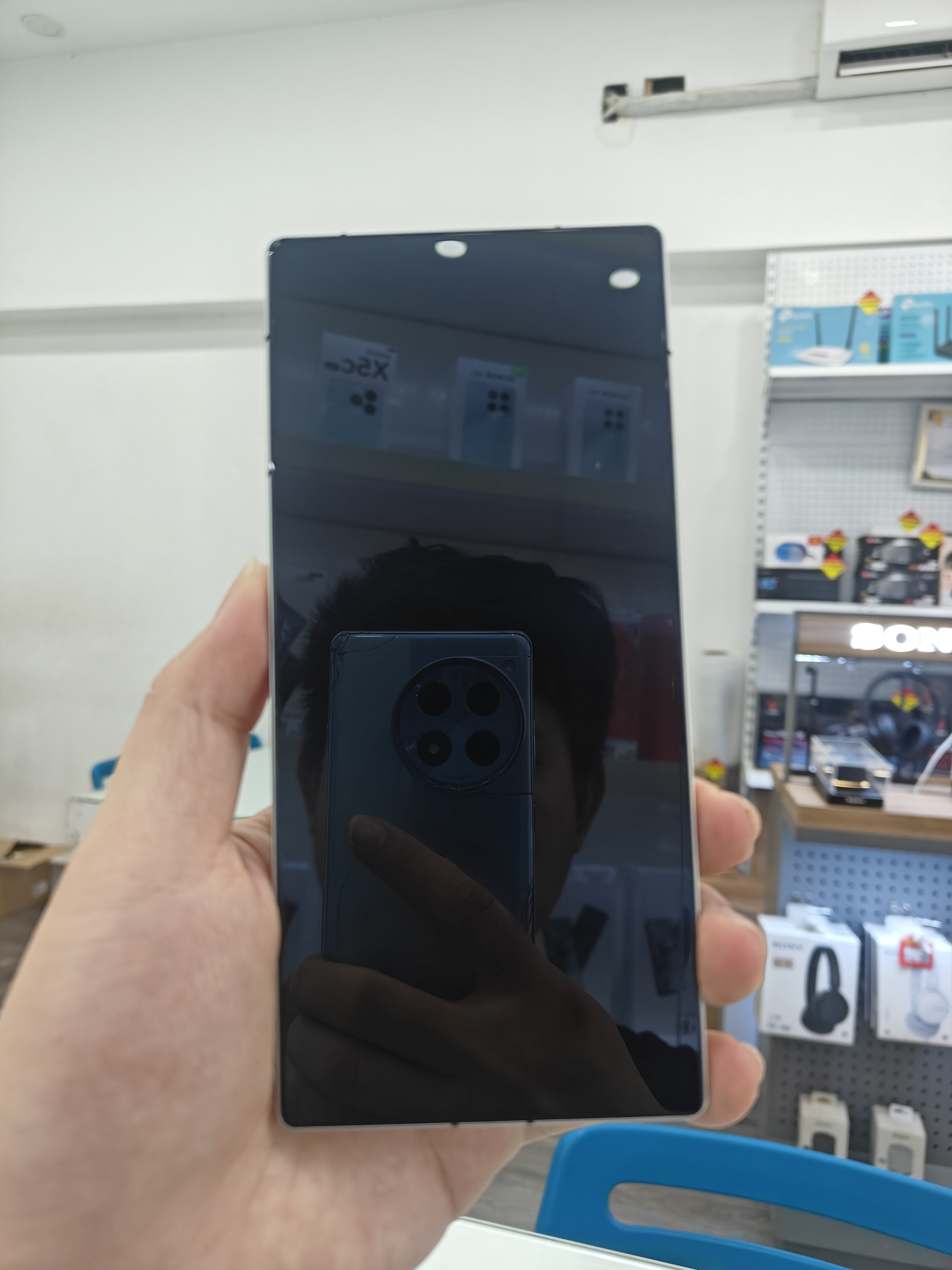 Điện thoại Gaming REDMAGIC 11 PRO 16GB/512GB - Subzero ( Bạc Kính Trong )