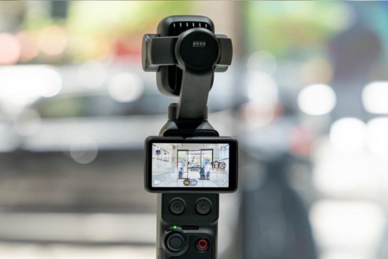 Ưu đãi khi mua Camera cầm tay DJI Osmo Pocket 4P Standard Combo tại Hoàng Hà Mobile.