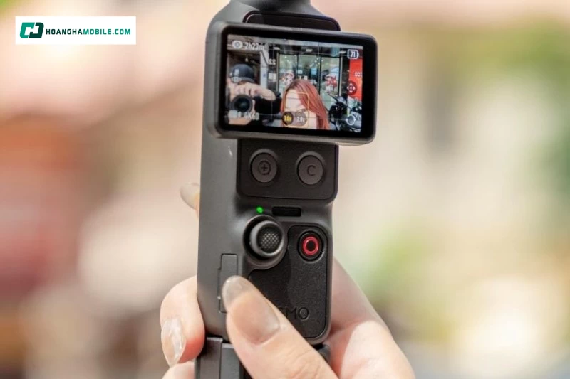 Camera cầm tay DJI Osmo Pocket 4P Vlog Combo nhỏ gọn sẵn sàng ghi hình nhanh. Camera cầm tay DJI Osmo Pocket 4P Vlog Combo nhỏ gọn sẵn sàng ghi hình nhanh.