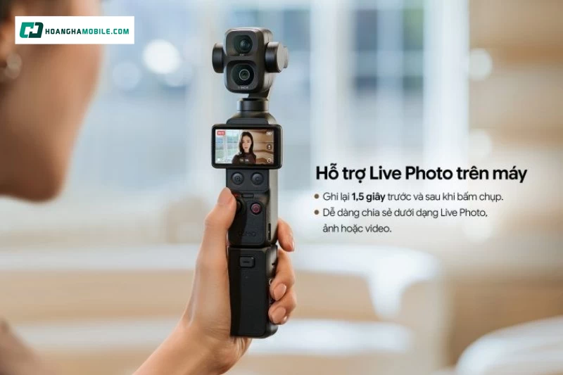 Vlog Combo phù hợp với người muốn một bộ camera cầm tay tối ưu cho nhu cầu quay vlog. Vlog Combo phù hợp với người muốn một bộ camera cầm tay tối ưu cho nhu cầu quay vlog.